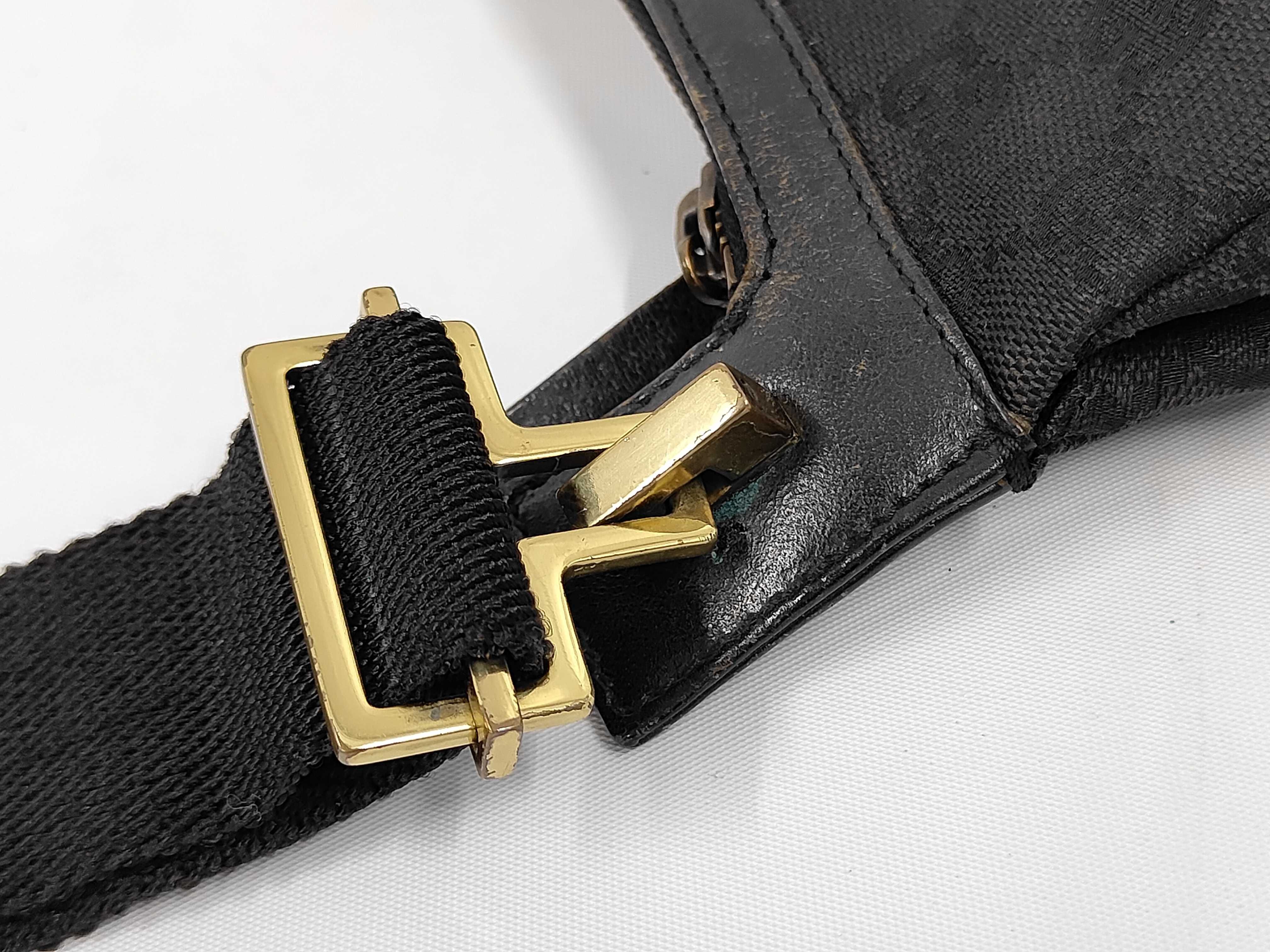 GG Canvas Shoulder Bag, Black — view 6