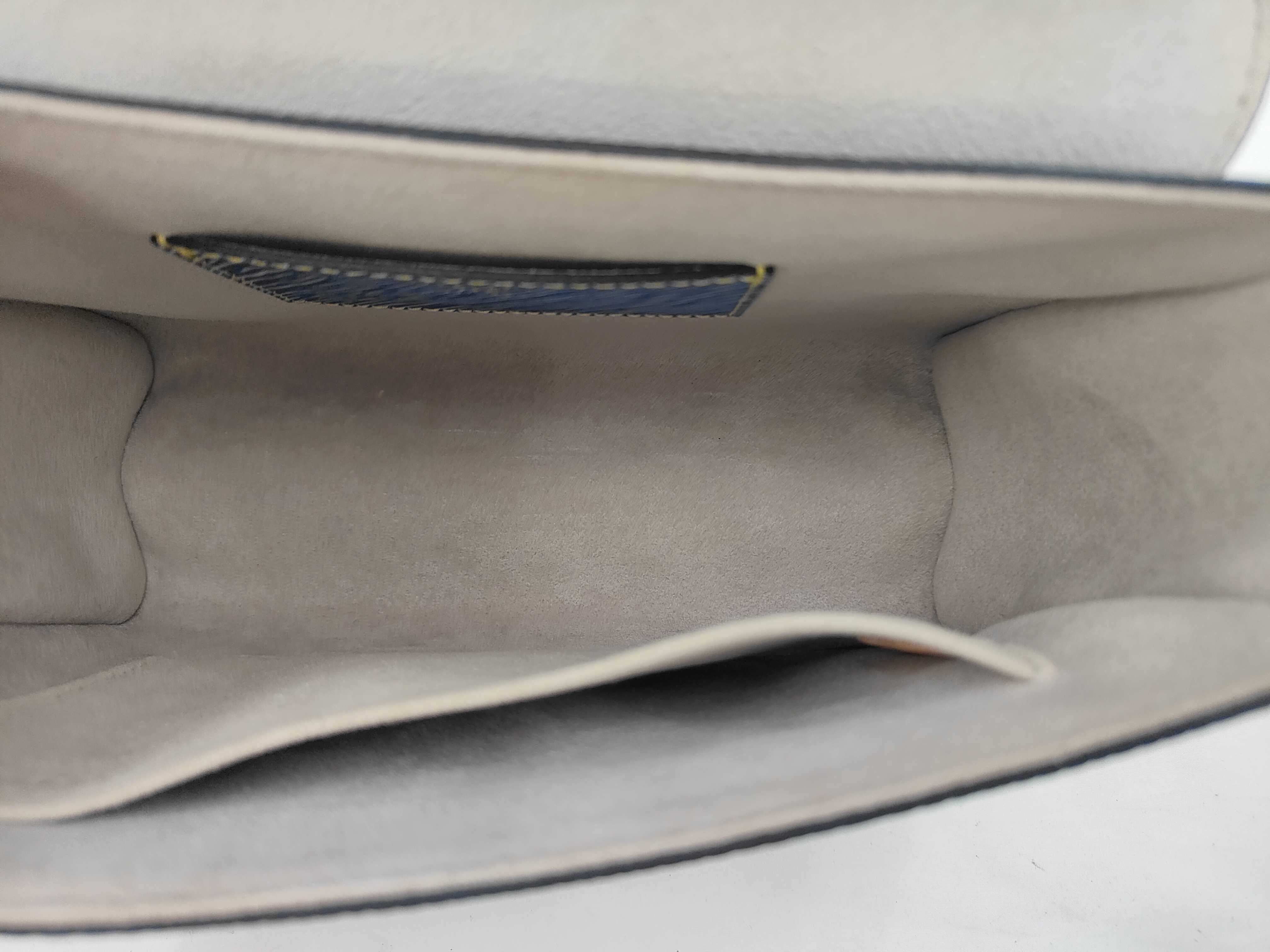 Epi Twist MM M50271 Leather Denim Shoulder Bag — view 8