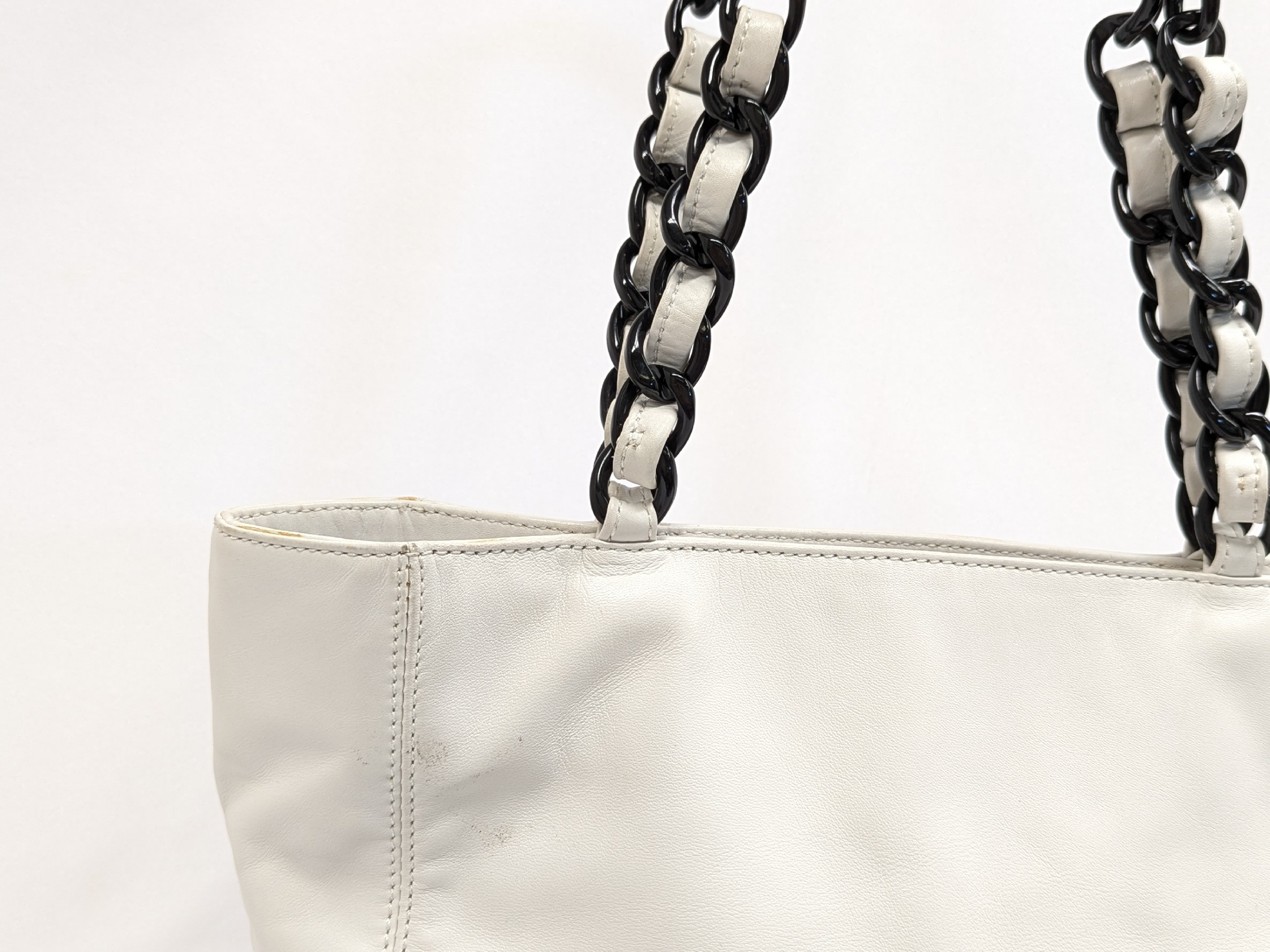 Calfskin Plastic Chain Tote Bag, White, Series 5 Tote Bag — view 8