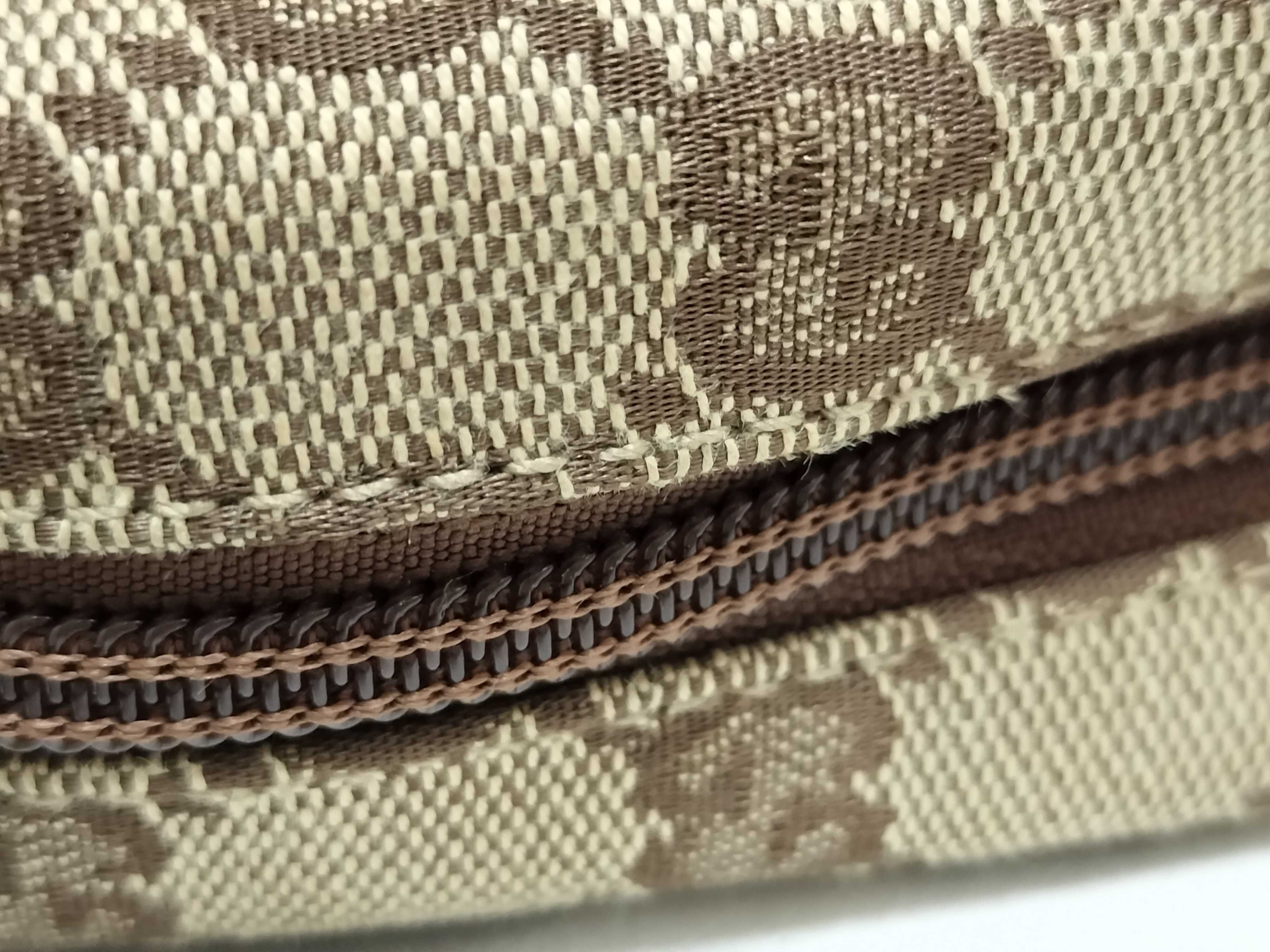 GG Canvas Shoulder Bag — view 6