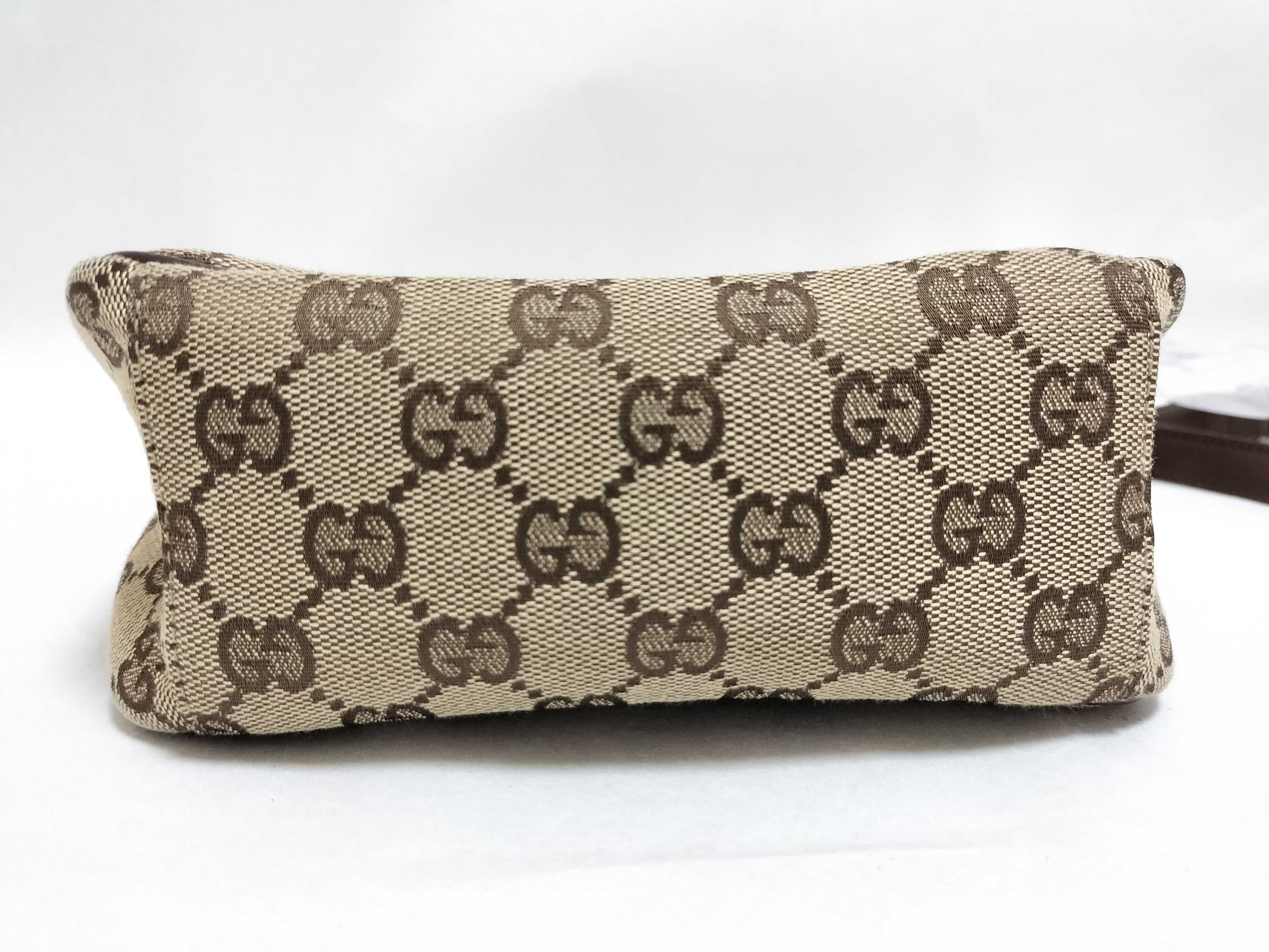 GG Canvas Shoulder Bag — view 8