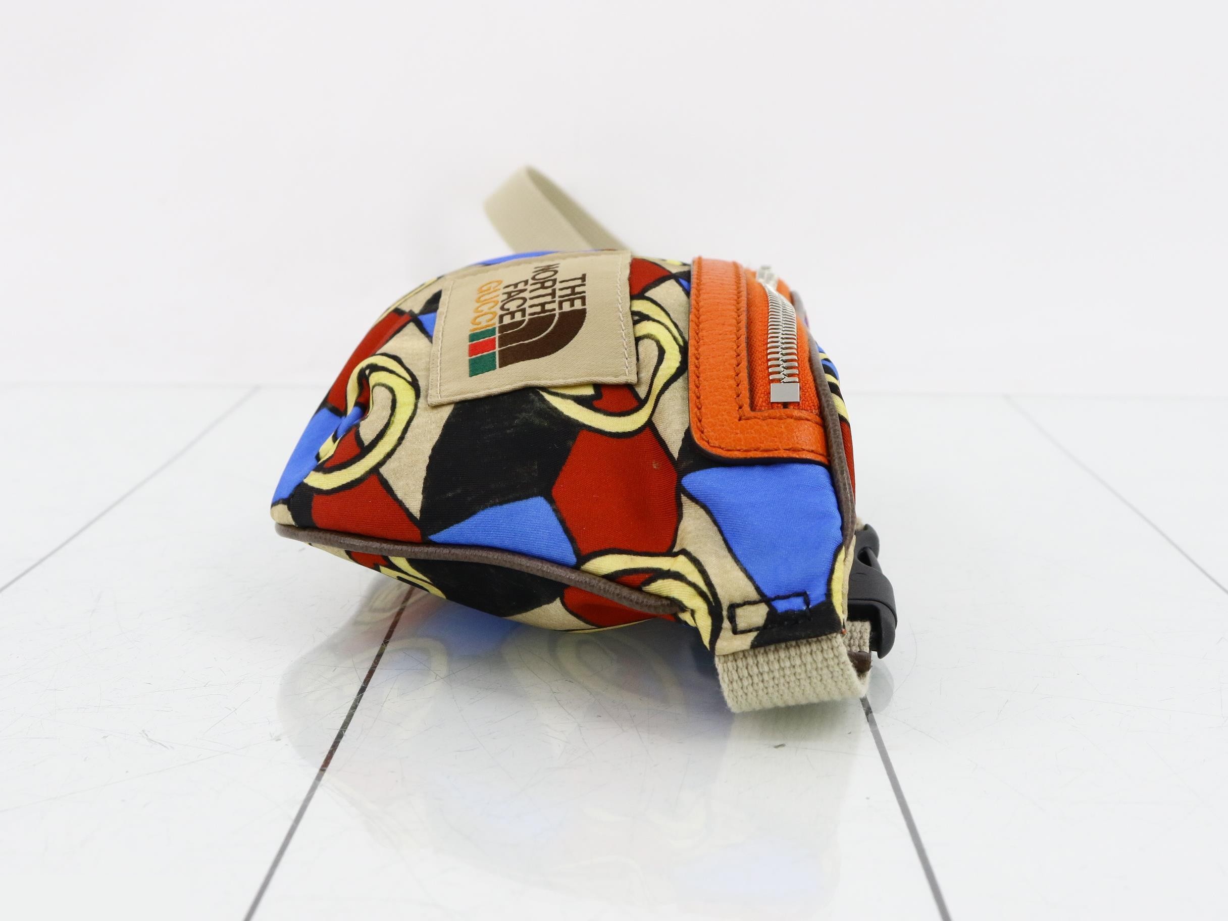 650299 Gucci x The North Face Belt Bag — view 3