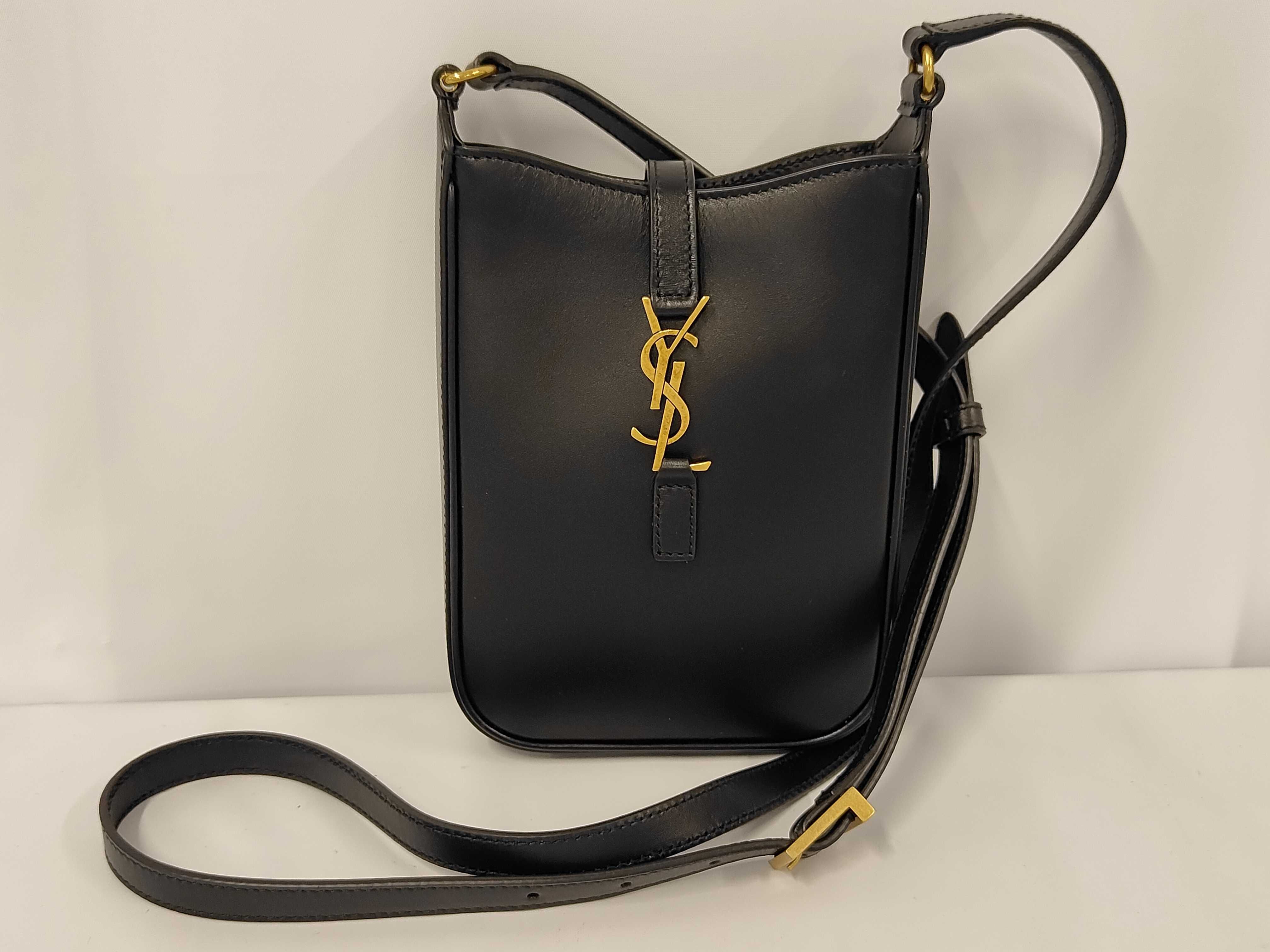 Suncassette Mini Vertical Leather Shoulder Bag