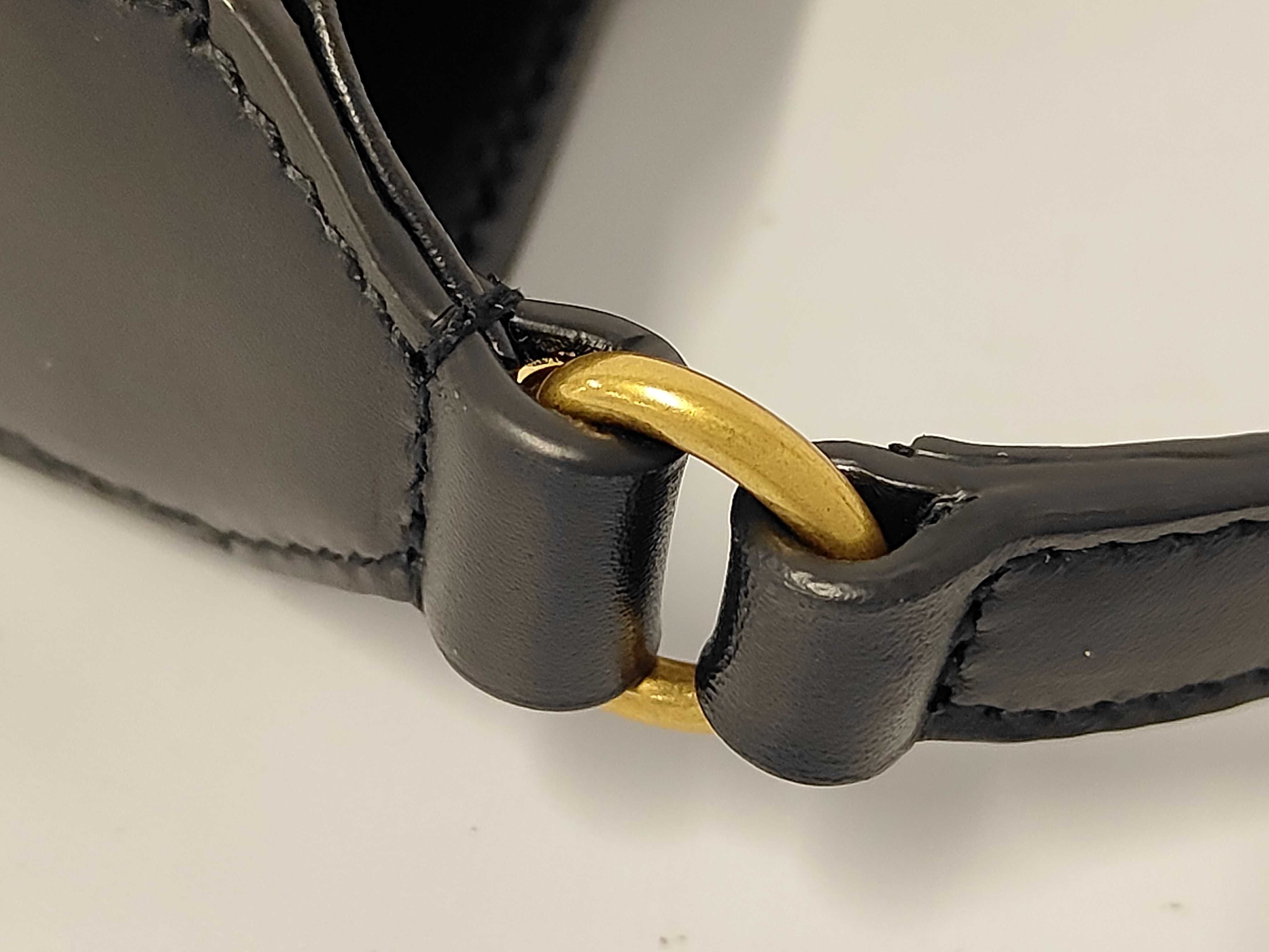 Suncassette Mini Vertical Leather Shoulder Bag — view 5