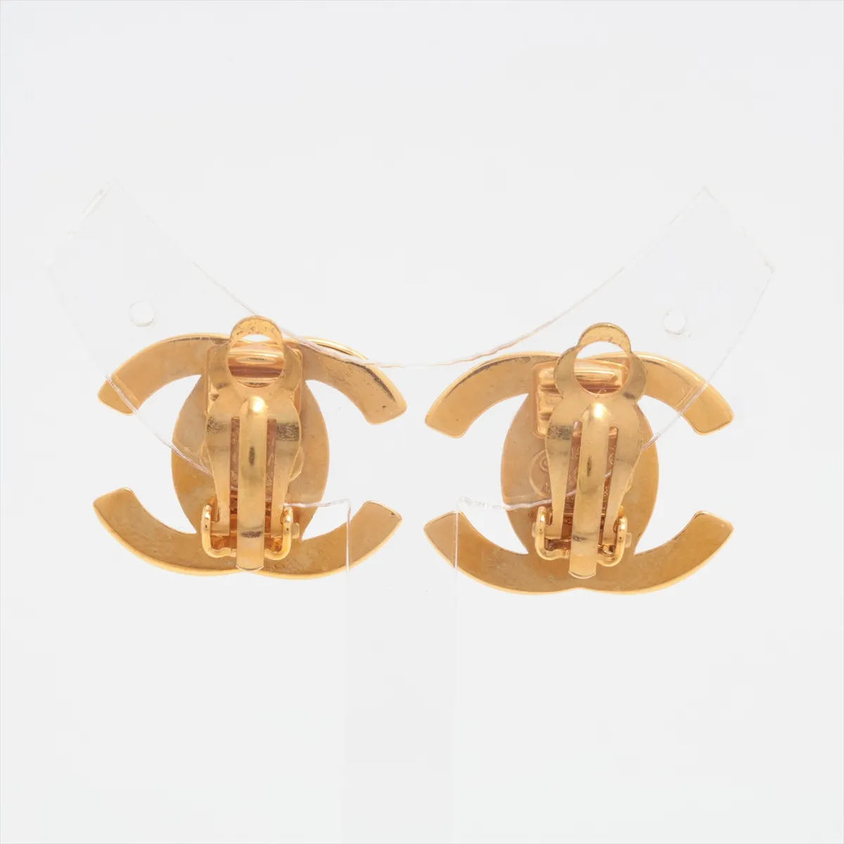 Cocomark Turnlock 96A Earrings (for both ears) GP x Rhinestone Gold — view 2