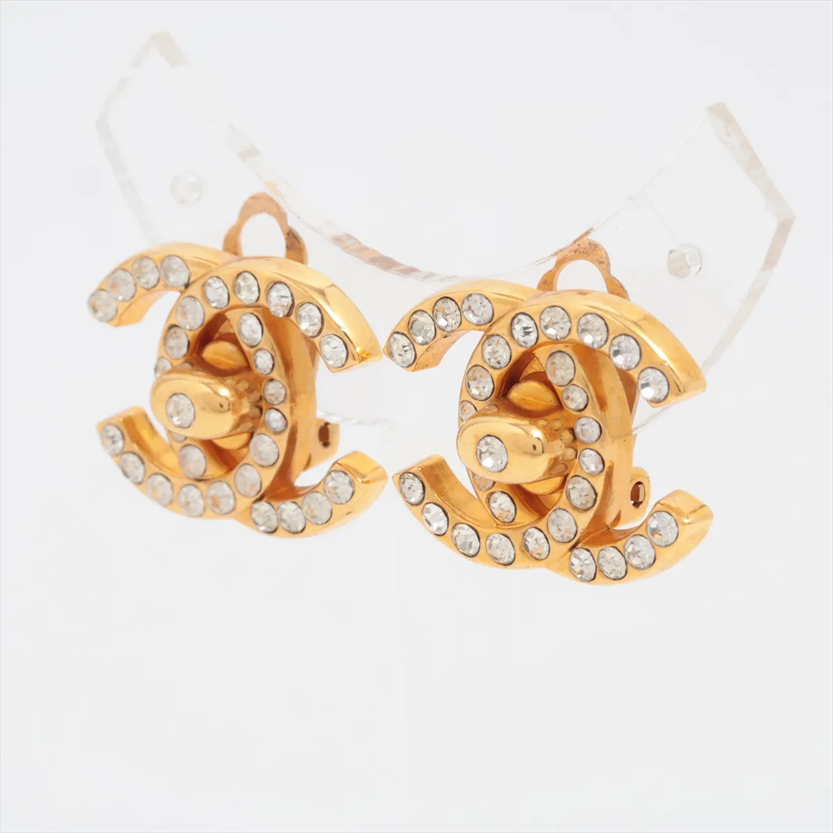 Cocomark Turnlock 96A Earrings (for both ears) GP x Rhinestone Gold — view 3