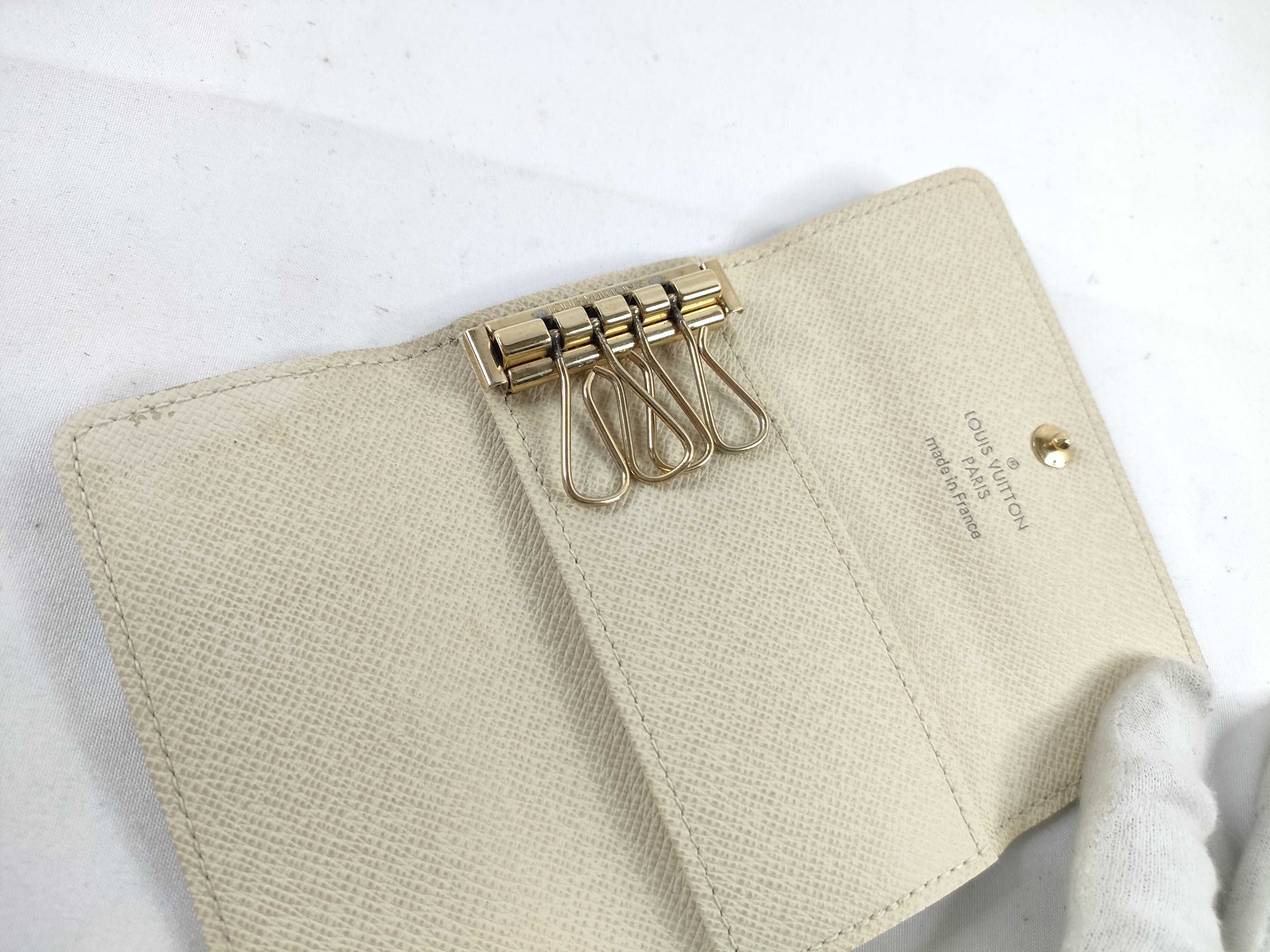 Damier Azur Louis Vuitton Multicles 4 Key Case — view 9