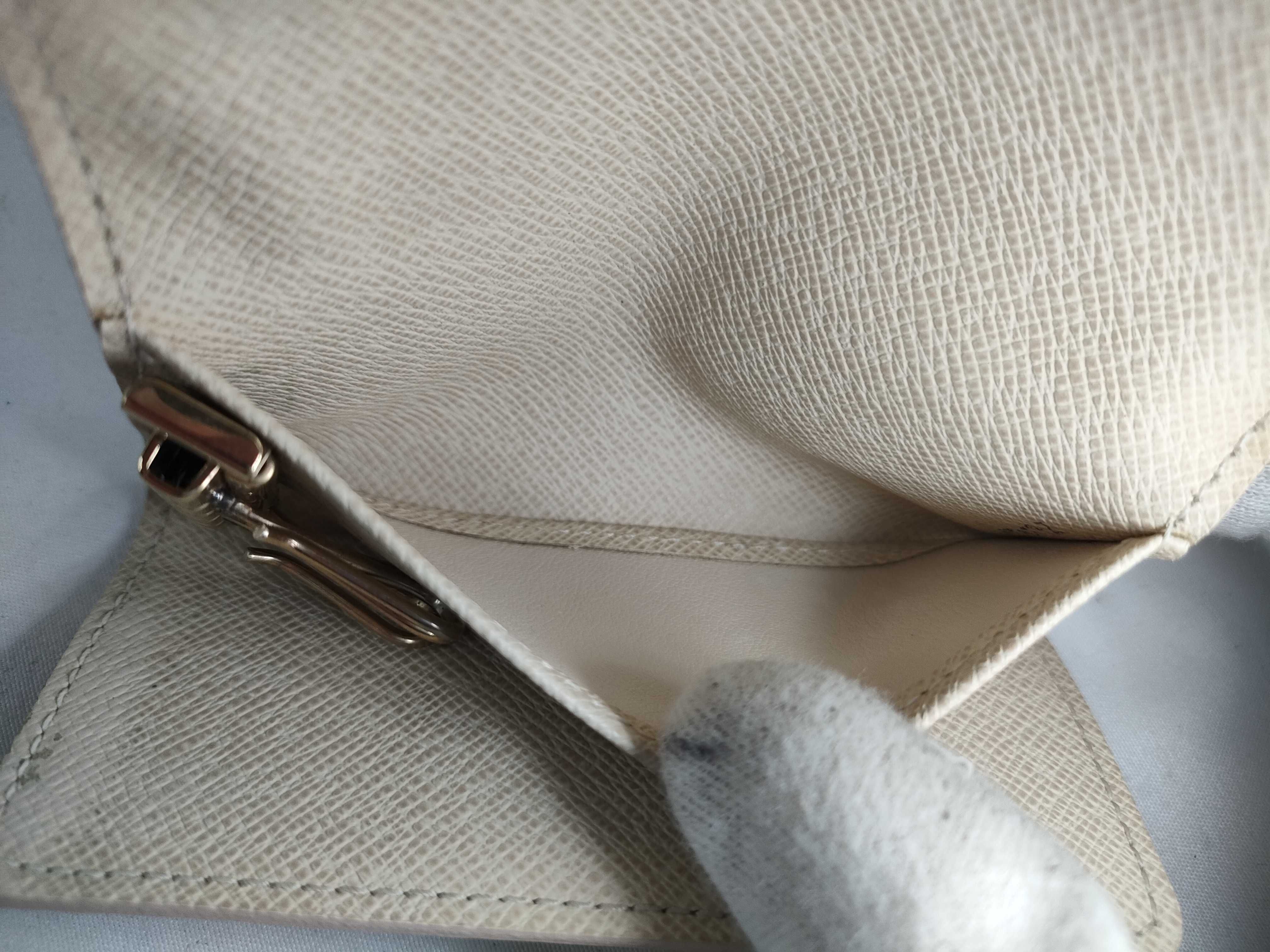 Damier Azur Louis Vuitton Multicles 4 Key Case — view 10
