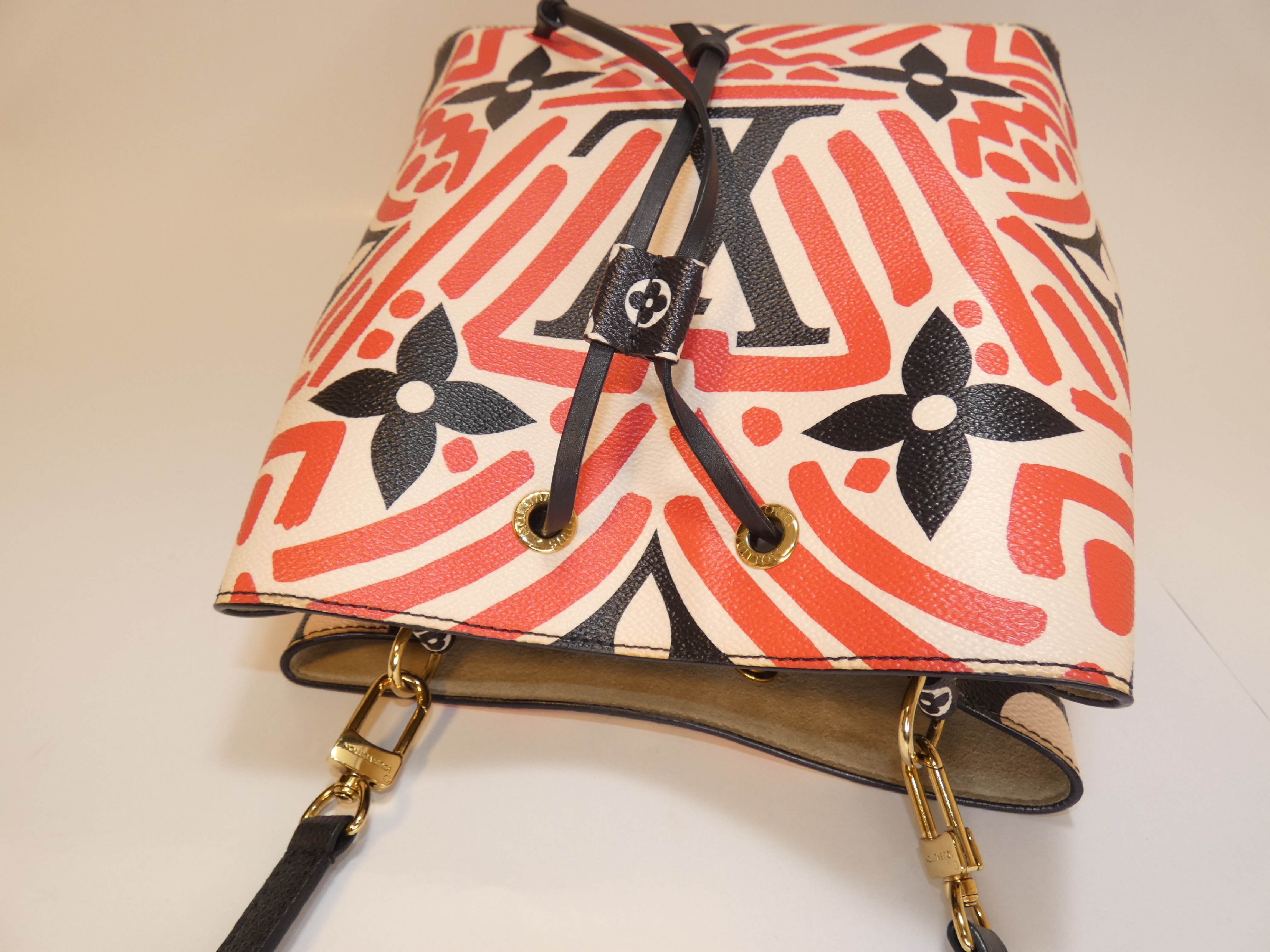 NeoNoe Crafty Shoulder Bag — view 3