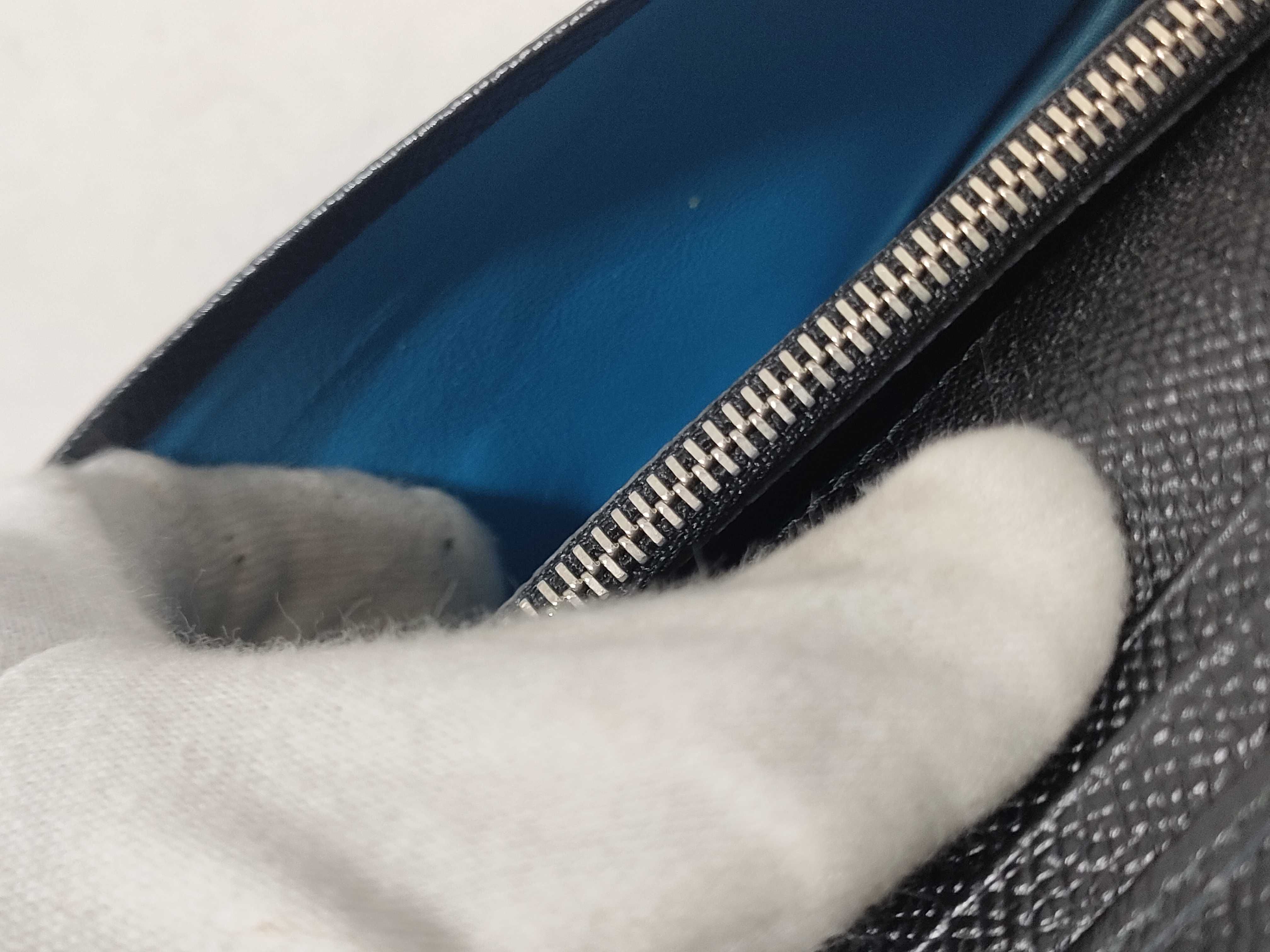 Bulgari Leather Wallet — view 9