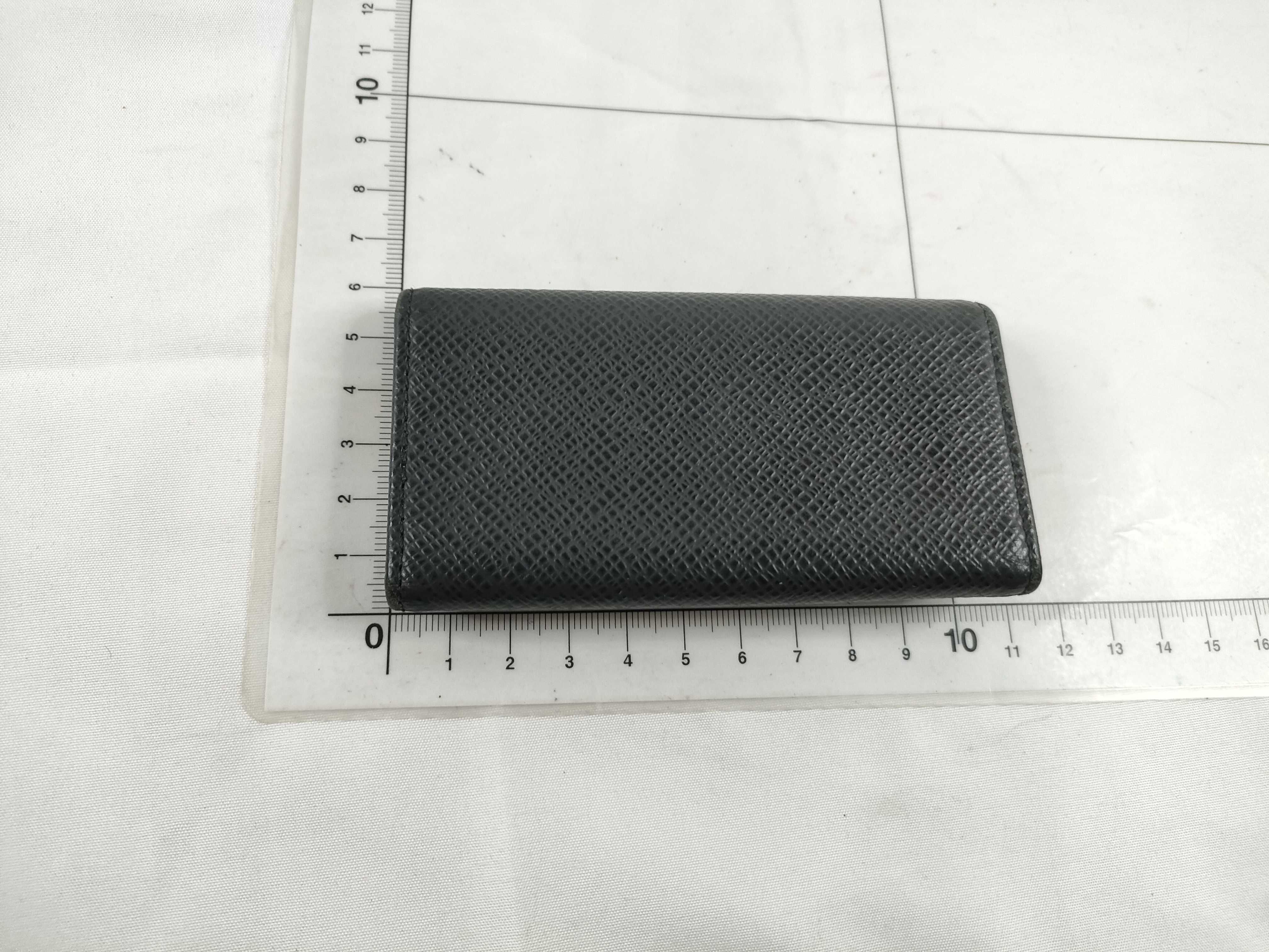 Taiga Leather Key Case/Keychain (Black) — view 2