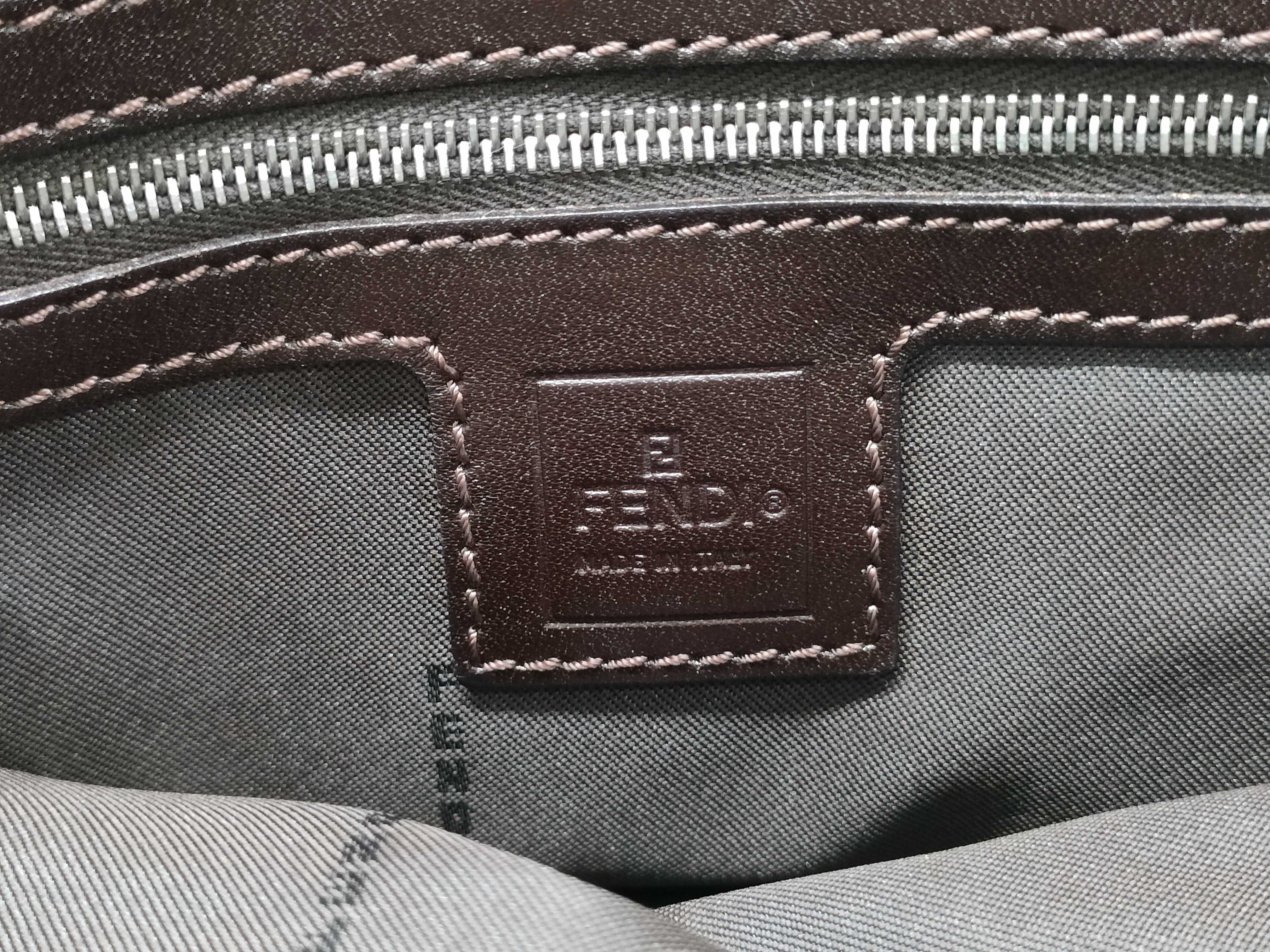 Zucca pattern Fendi Zucca Mamma Bucket Shoulder Bag — view 12
