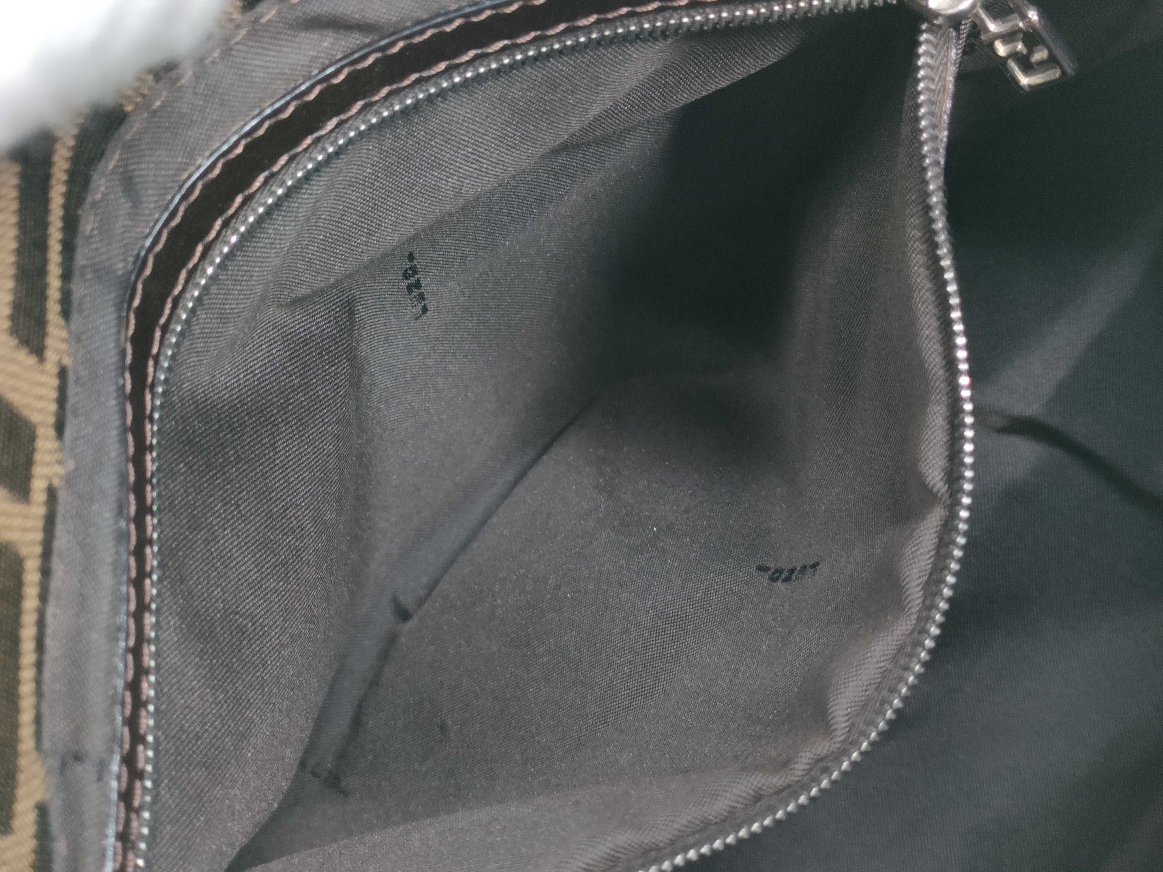 Zucca pattern Fendi Zucca Mamma Bucket Shoulder Bag — view 10