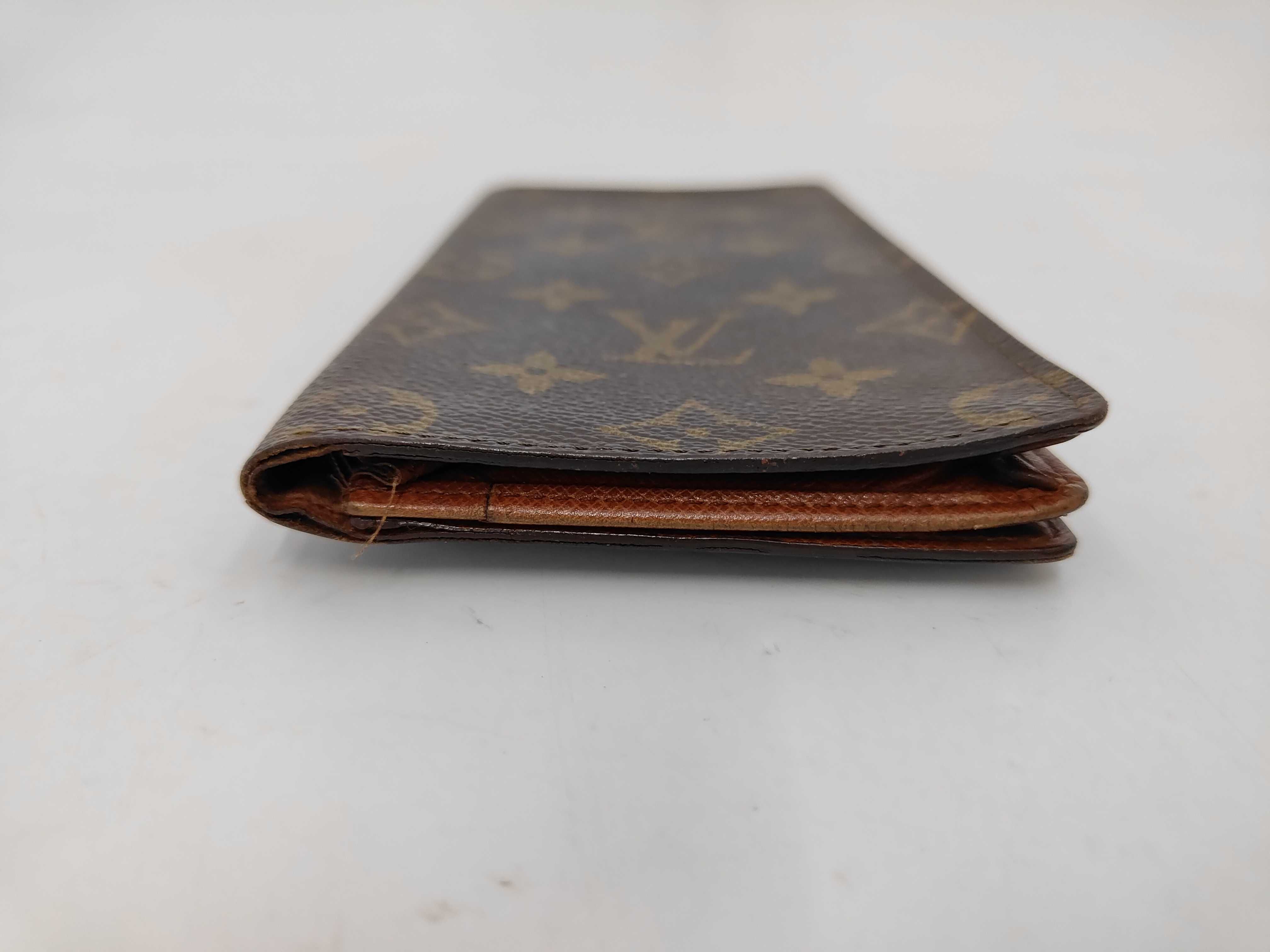 Monogram Portefeuille Valeurs Cartes Credit Wallet — view 3