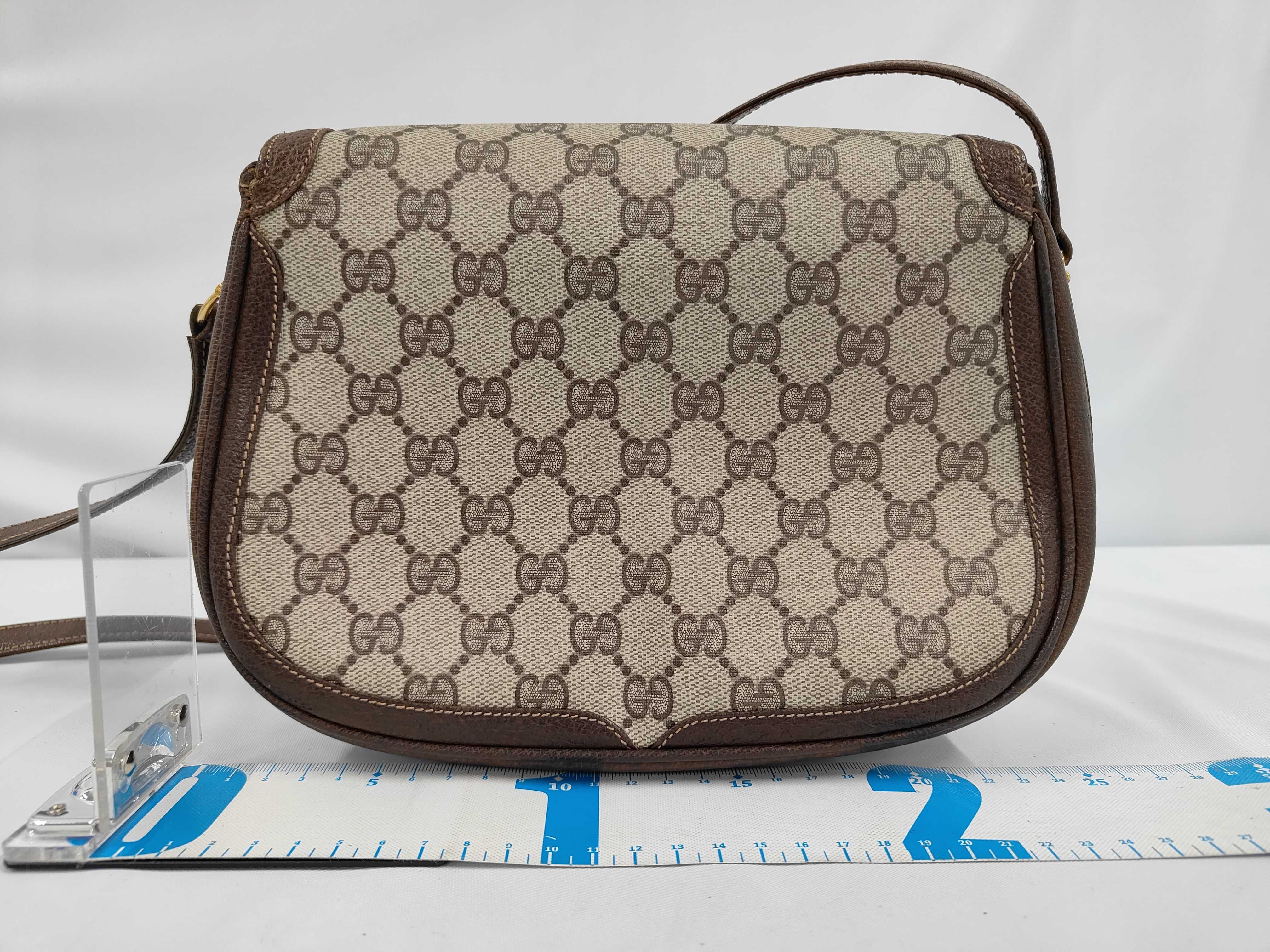 GG Supreme Shoulder Bag — view 2