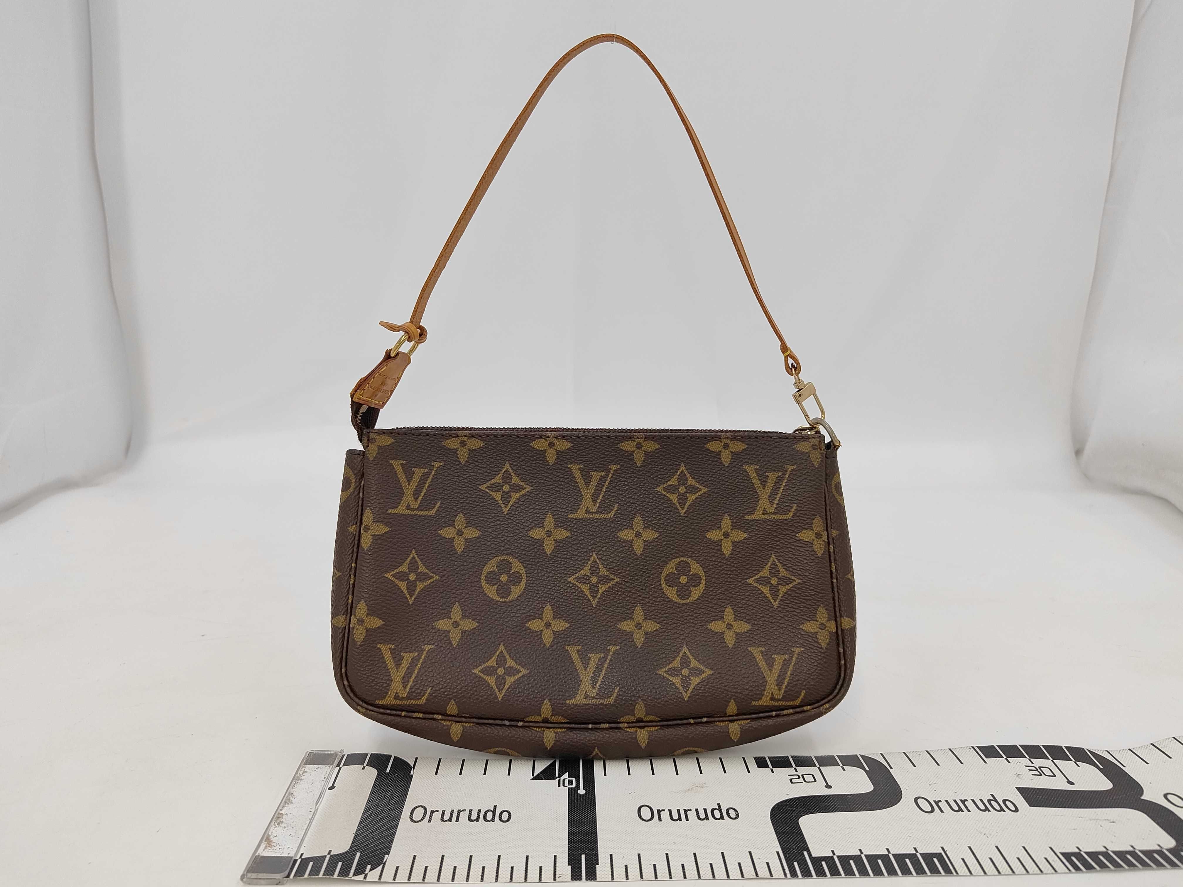 Monogram Accessoires AR0999 Shoulder Bag — view 2