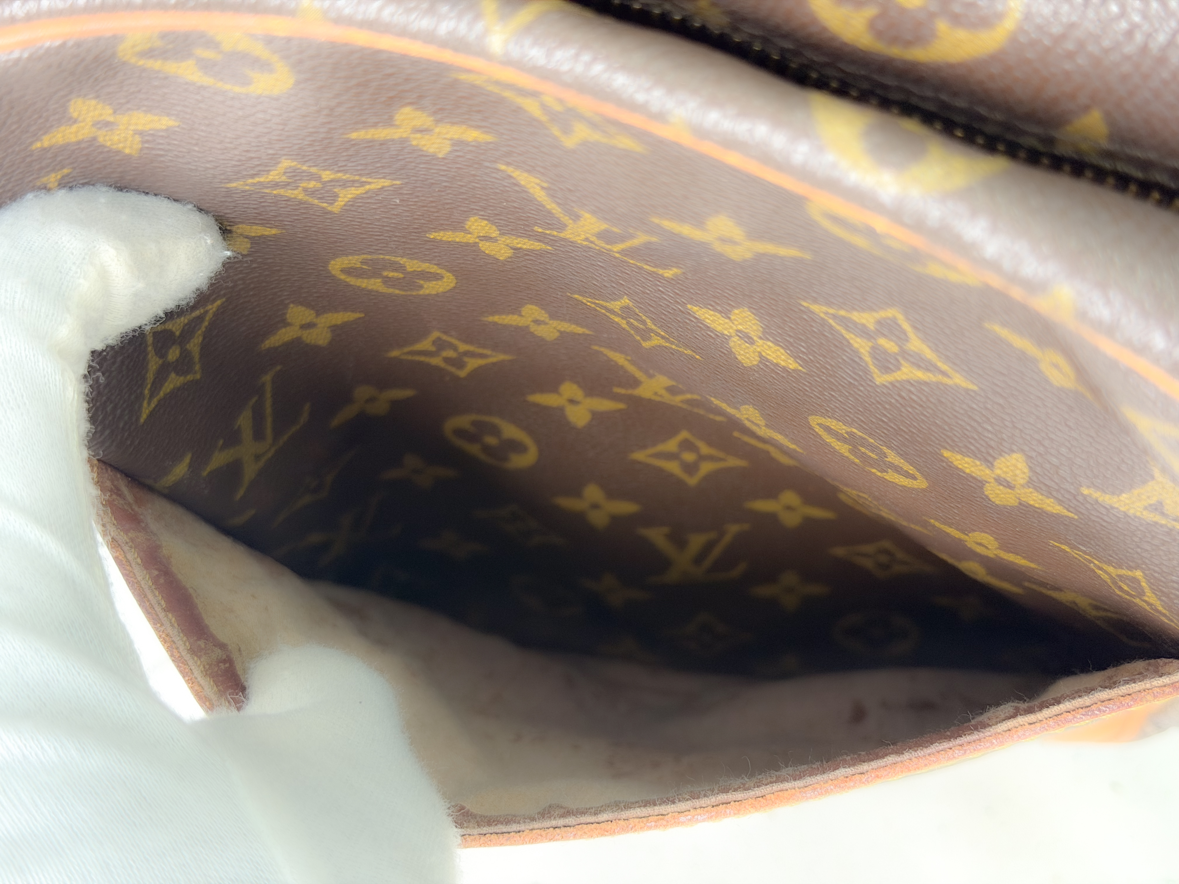 Monogram M45266 Danube 881SL Shoulder Bag — view 14