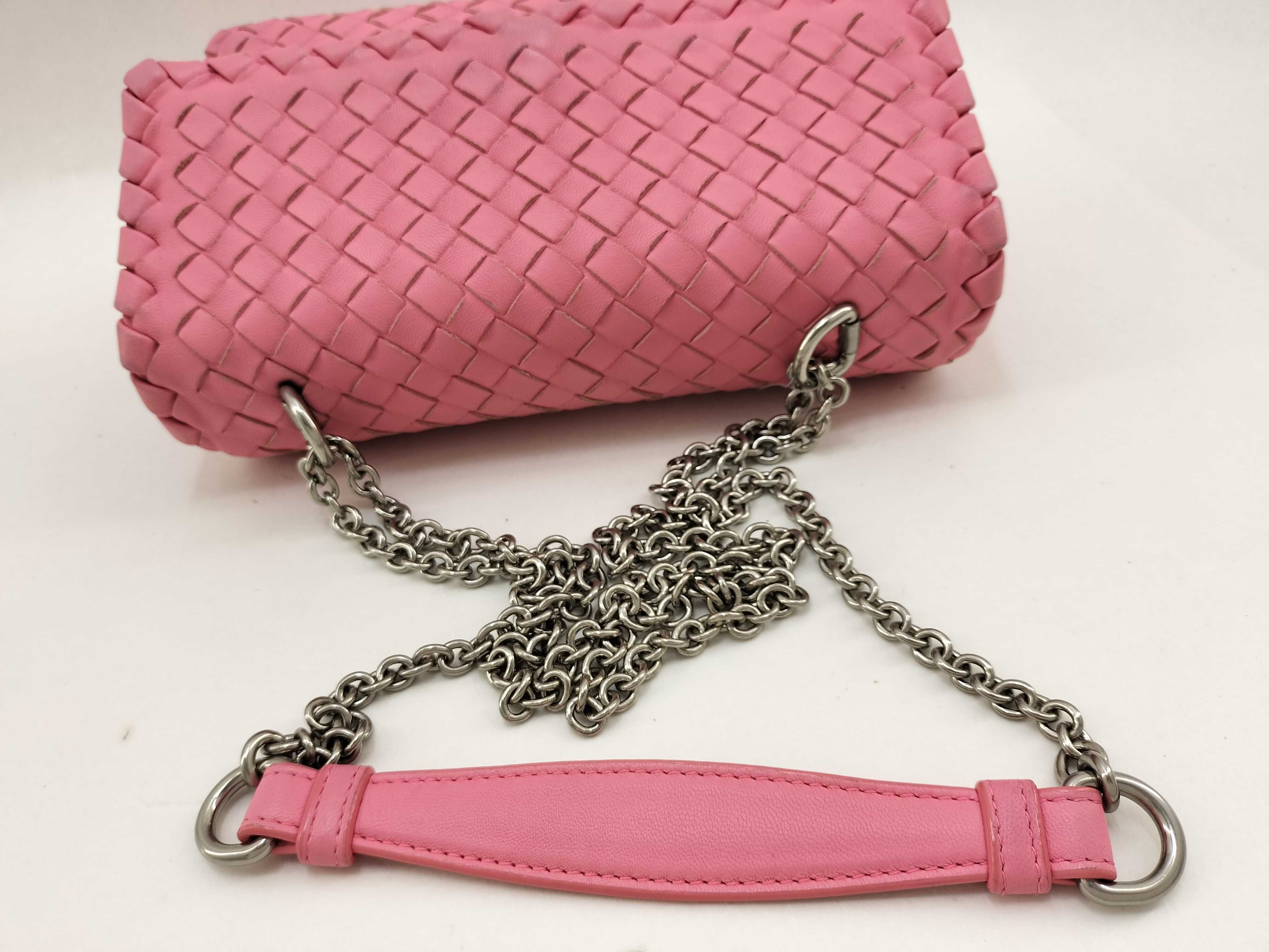 Intrecciato Pink Shoulder Bag with Mirror — view 6