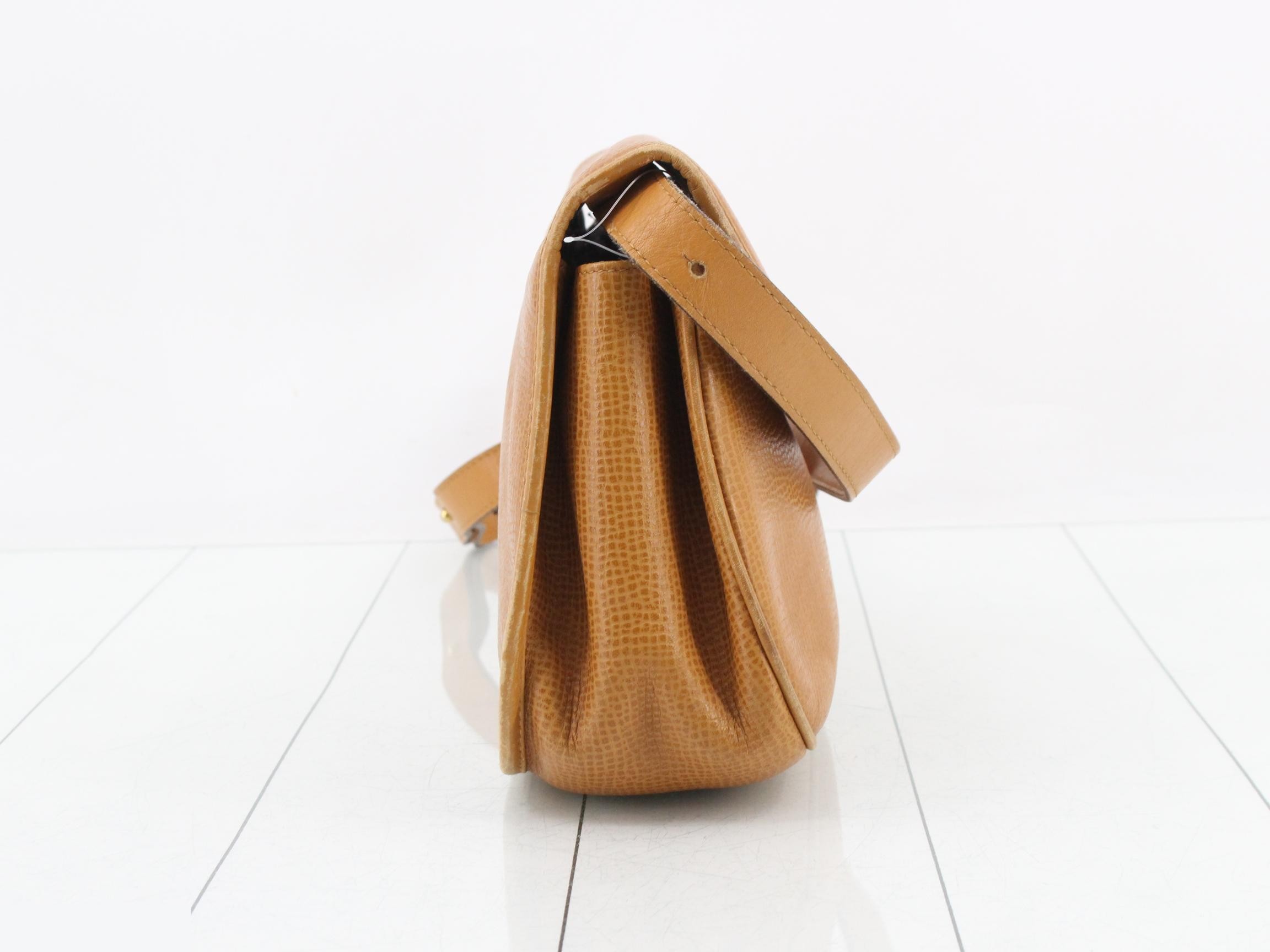 shoulder bag, brown leather, oval hardware. — view 4