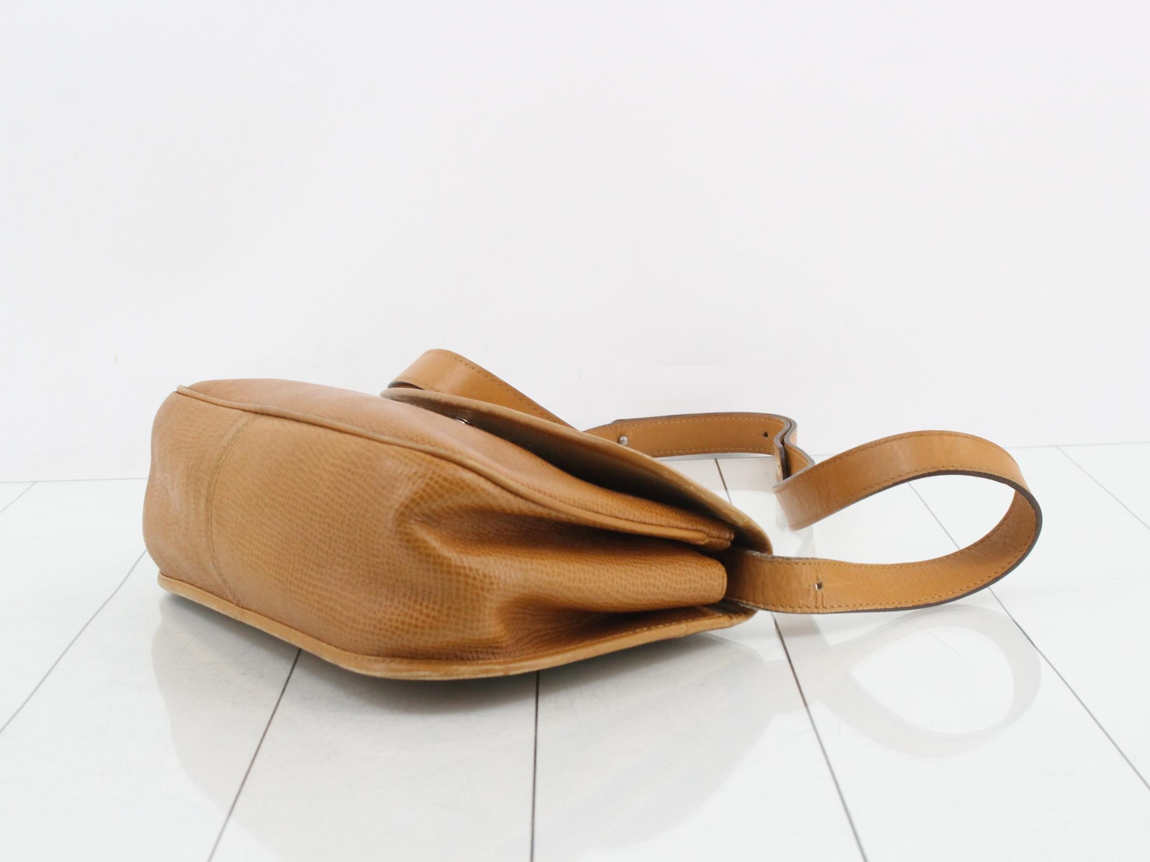 shoulder bag, brown leather, oval hardware. — view 6