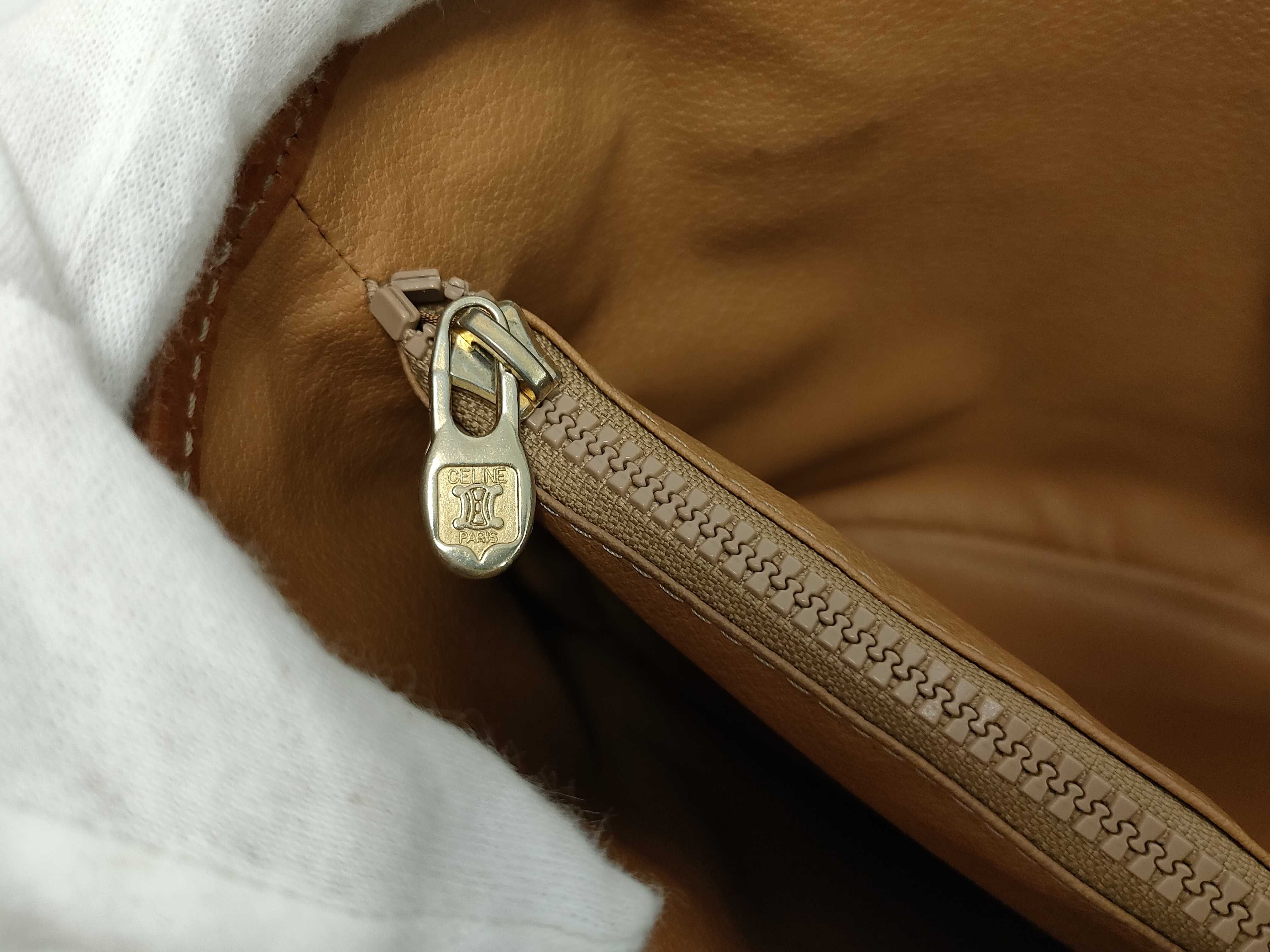 Handbag / PVC Handbag — view 9