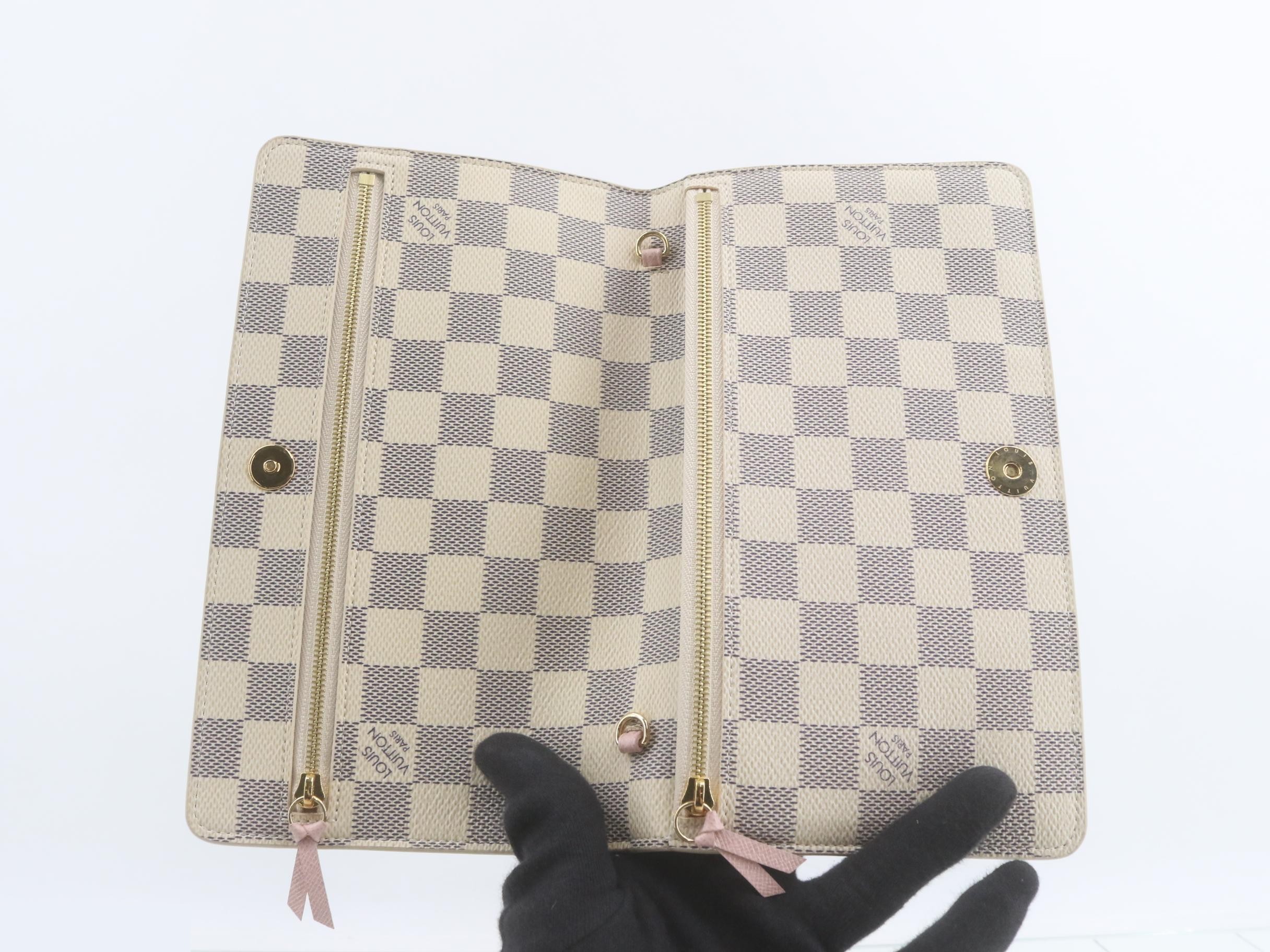 Damier Azur Pochette Weekend Summer Trunk Chain Wallet — view 4