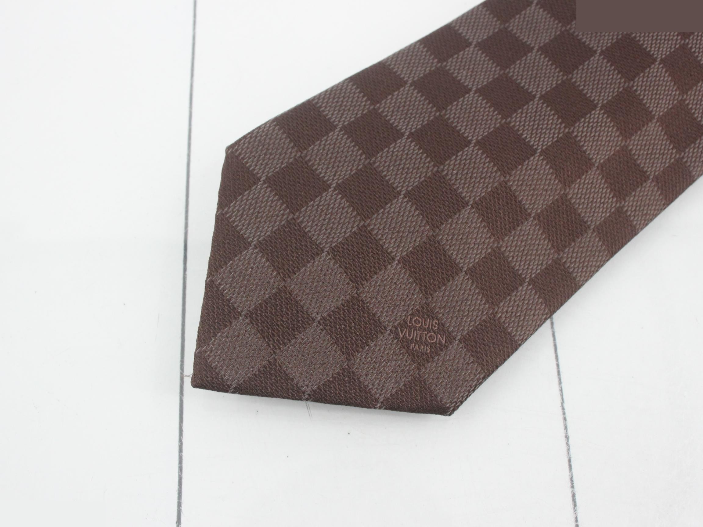Silk tie — view 3