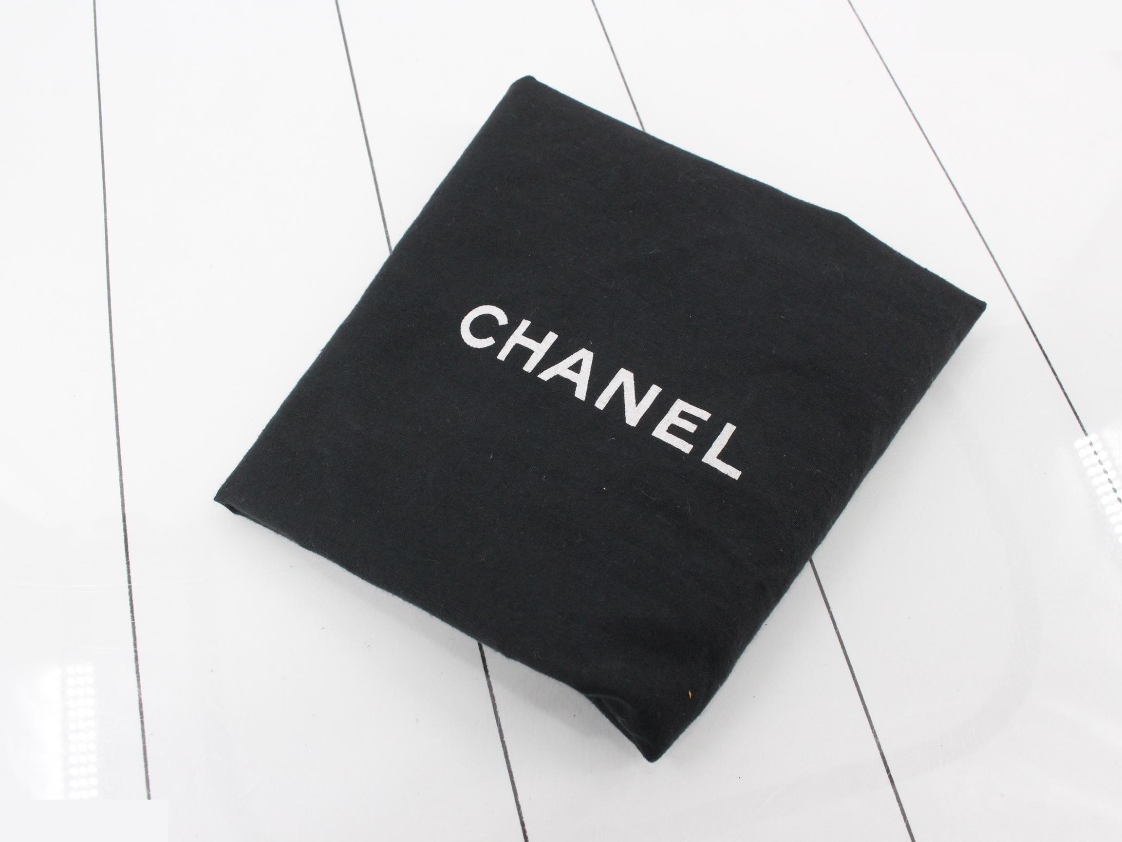 Matelassé No. 5 Chain Shoulder Bag (20s series) — view 7