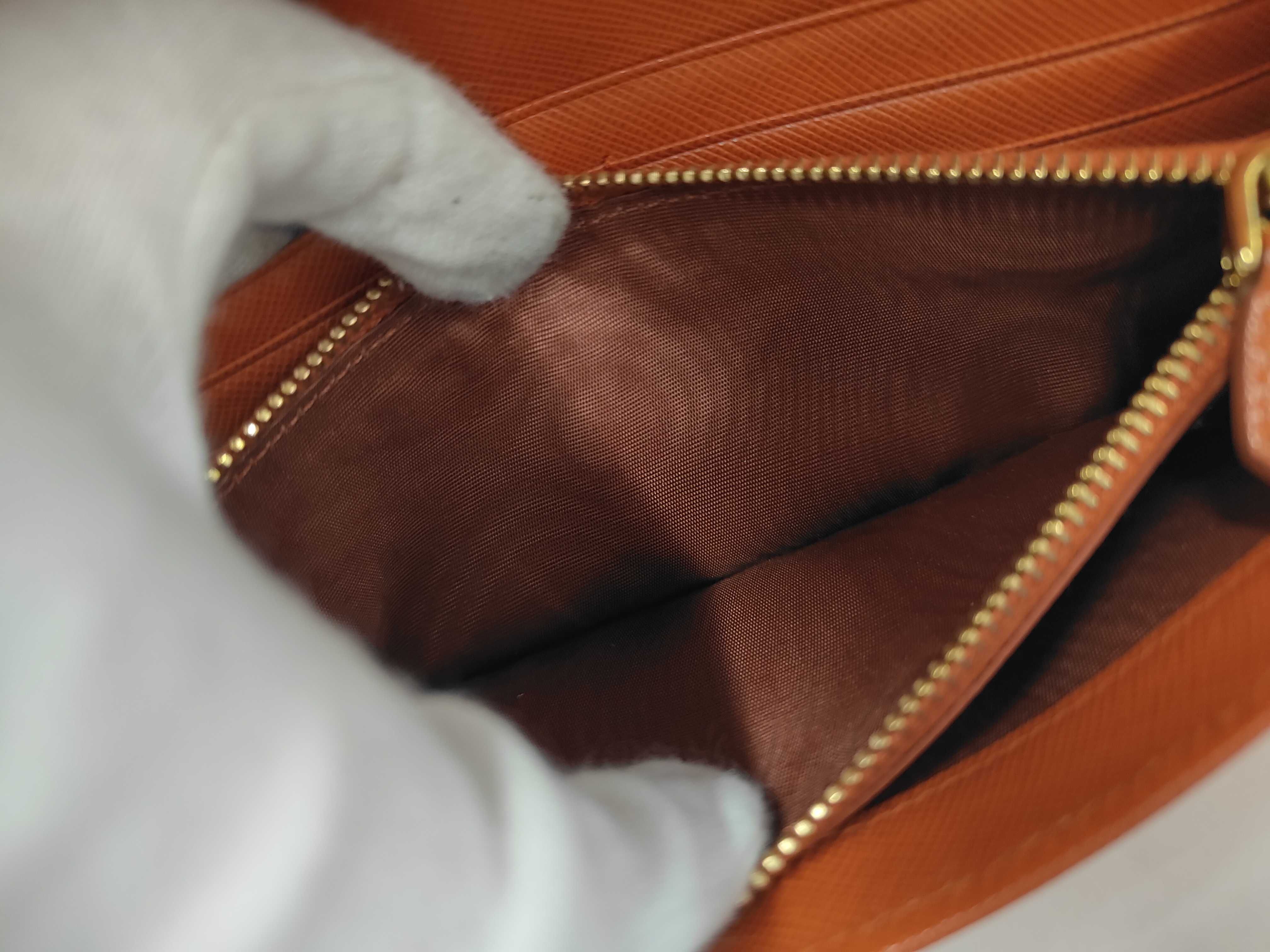 Vitello Move 1MH132 Leather Long Wallet Orange — view 10