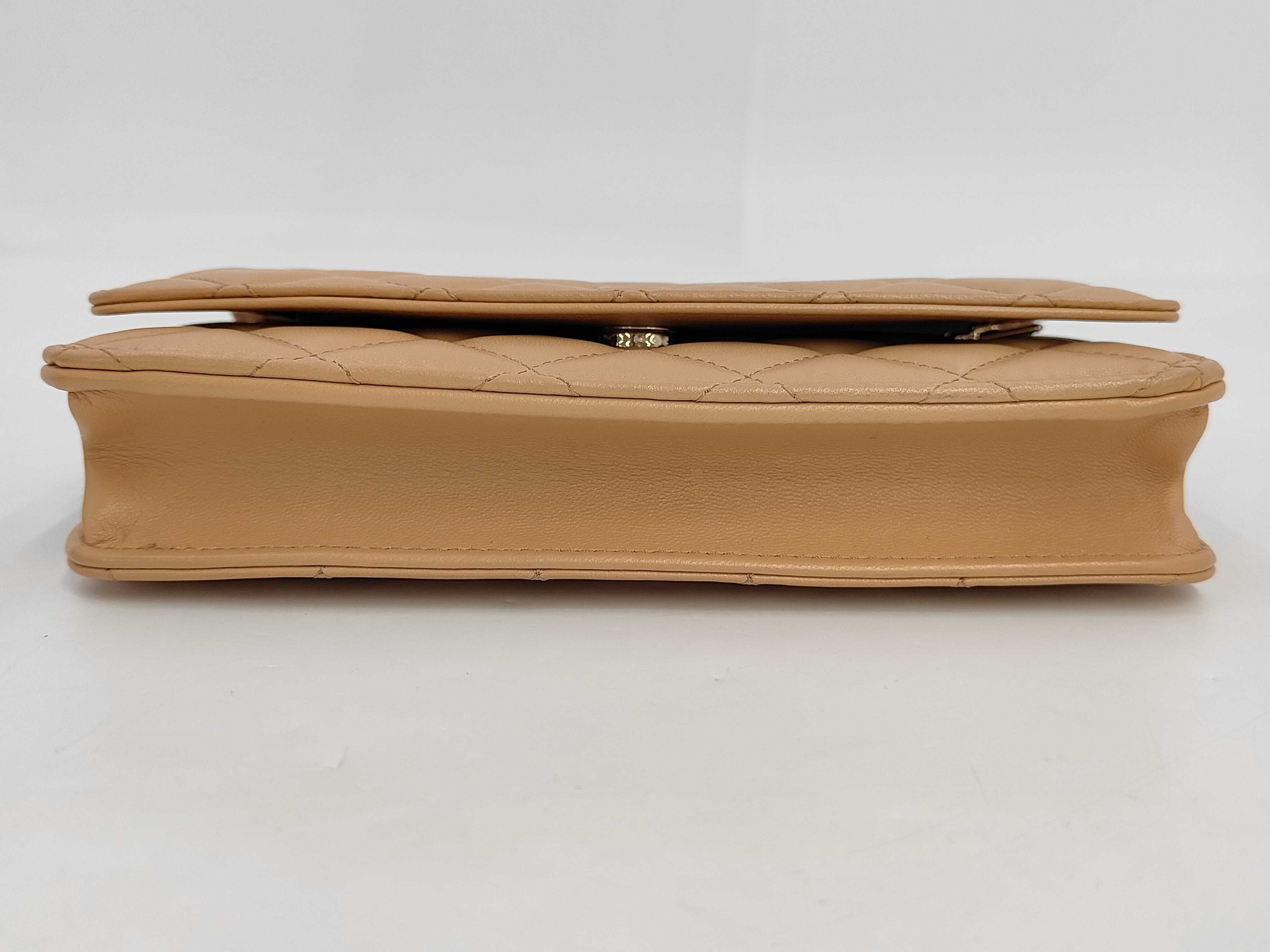 Matelassé Chain Wallet, Beige Lambskin, Gold Hardware, Shoulder Bag — view 4