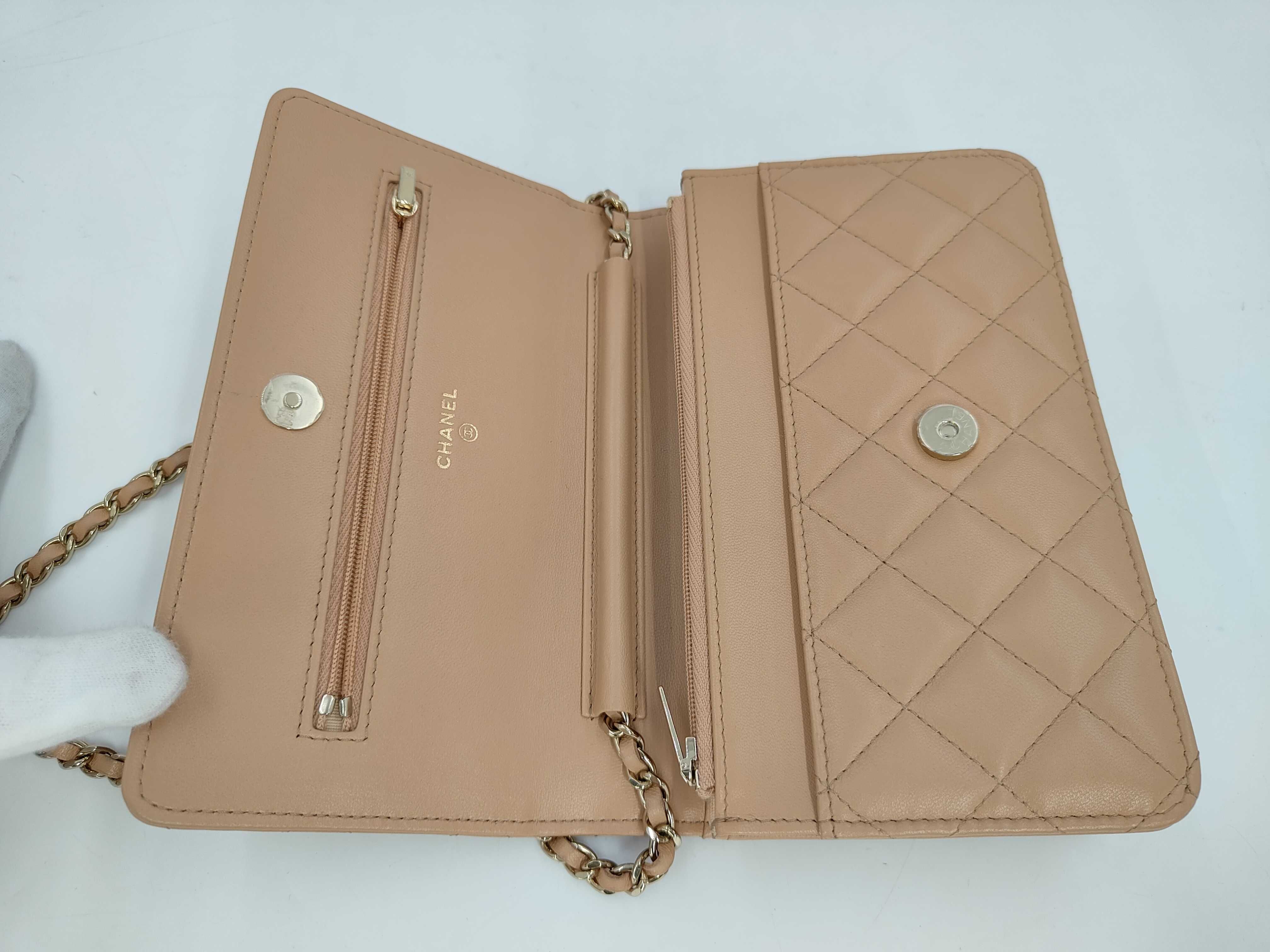Matelassé Chain Wallet, Beige Lambskin, Gold Hardware, Shoulder Bag — view 8