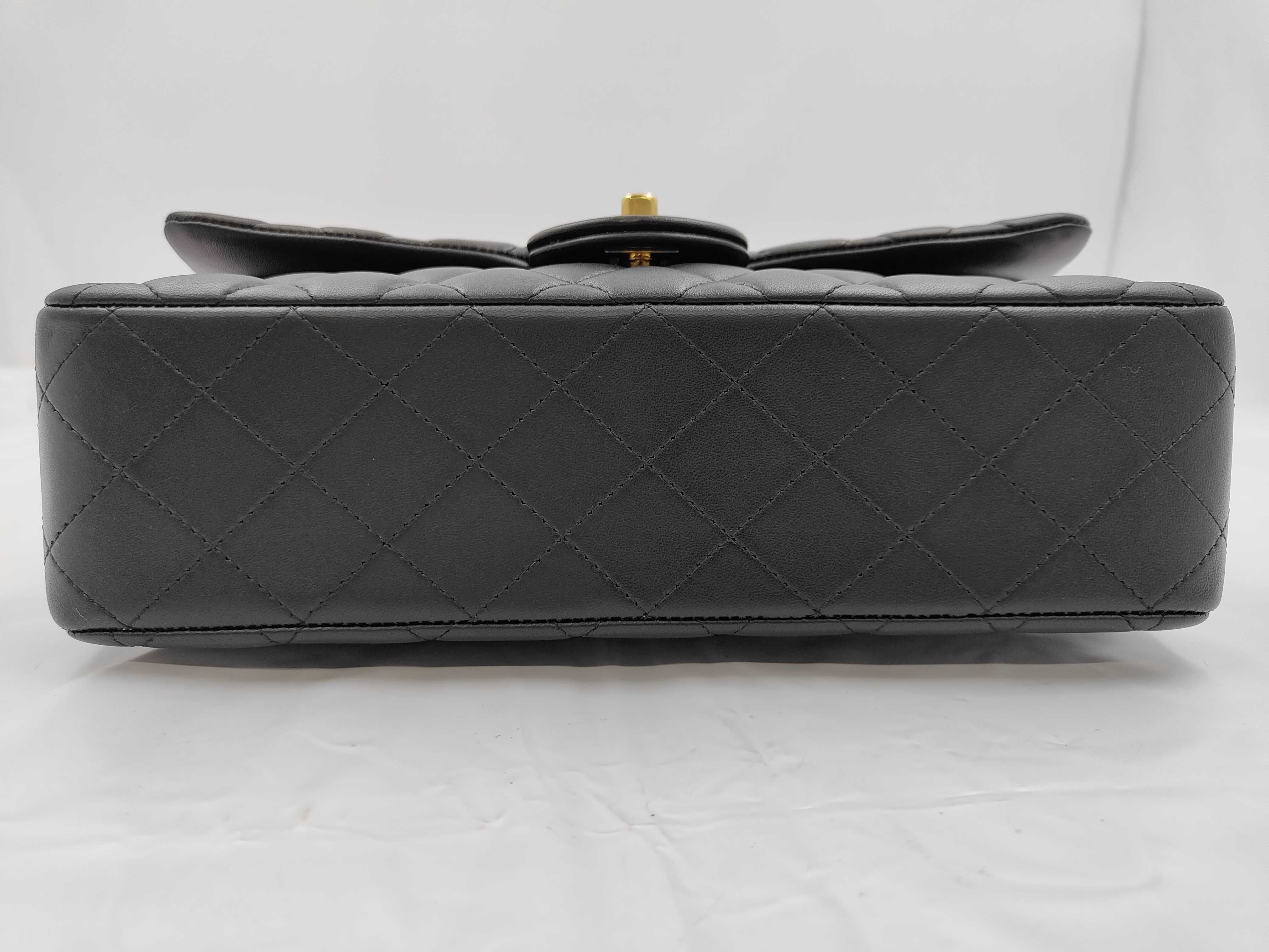 Matelassé 25 Double Flap Lambskin Black Chain Shoulder Bag — view 6