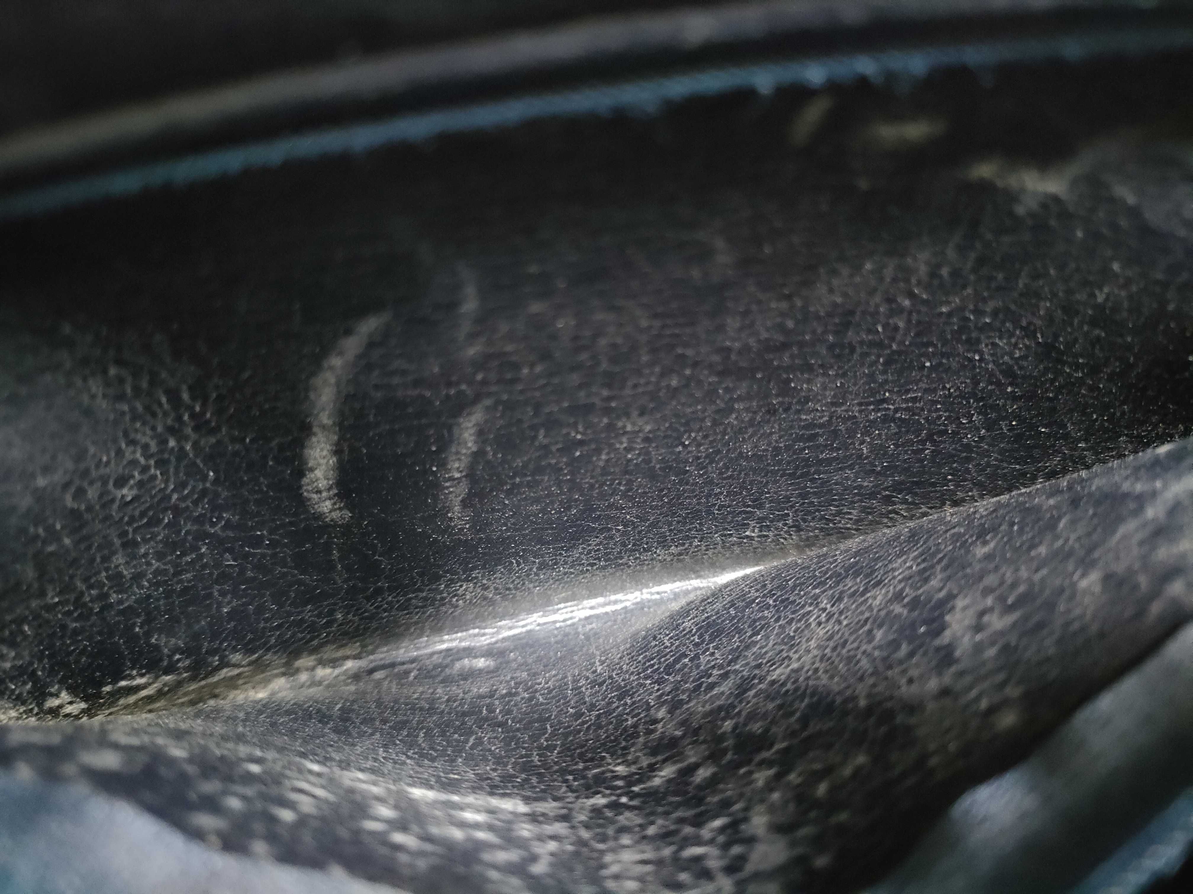logo leather shoulder bag — view 13