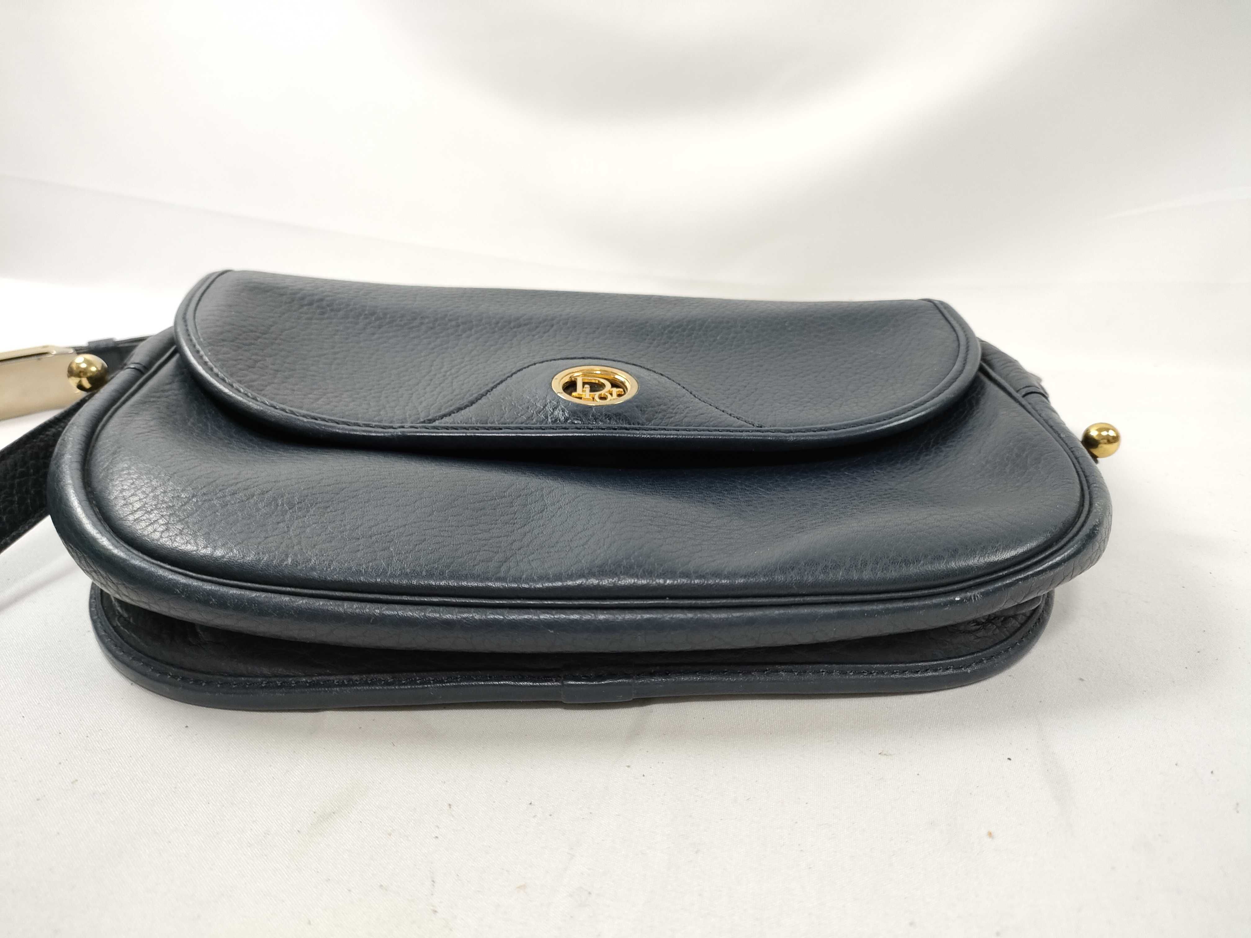 logo leather shoulder bag — view 14