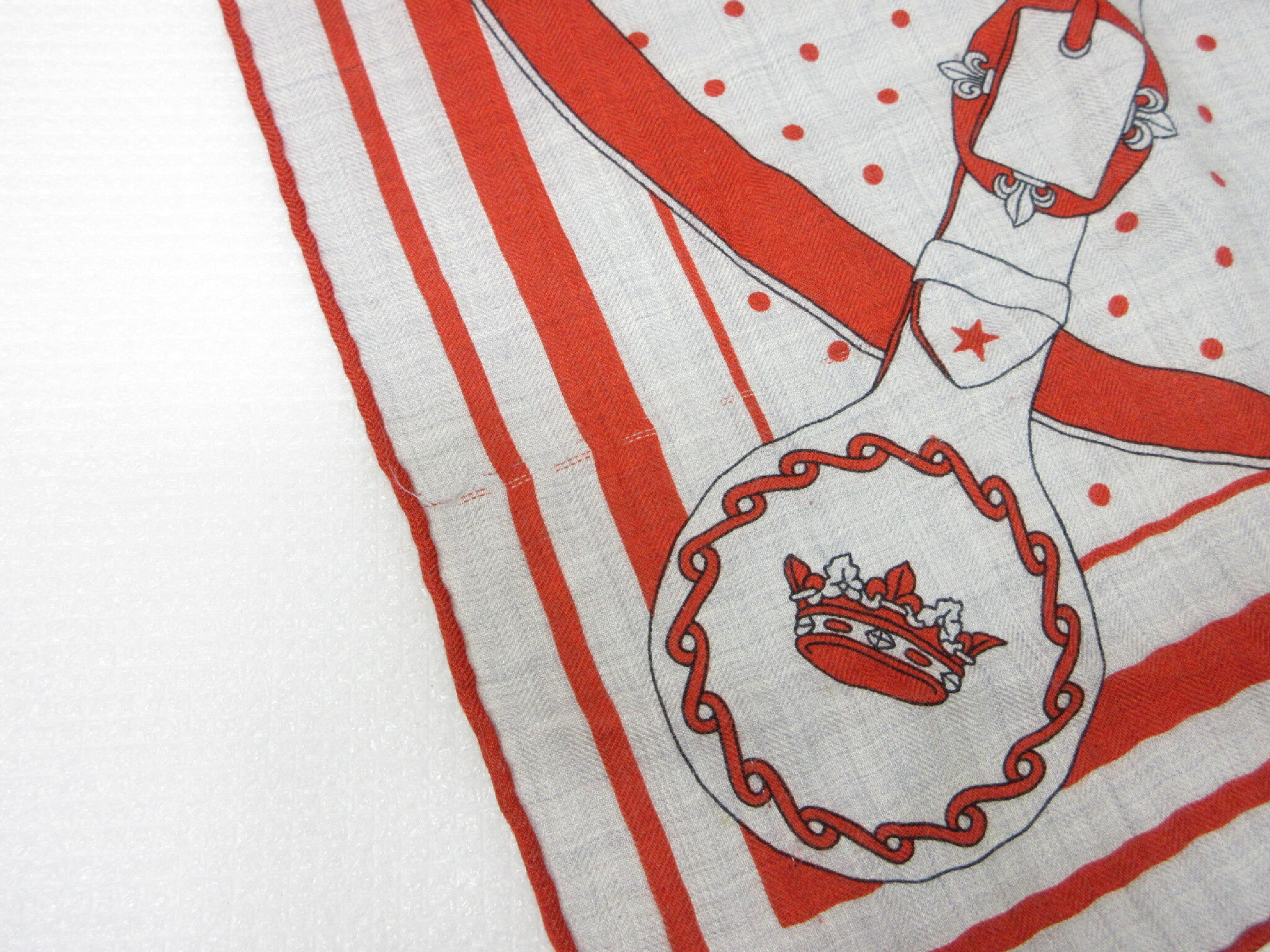 scarf, Carre 140, Carre Geant, "Morning Walk," bandana, 70% cashmere / 30% silk, other accessories. — view 6