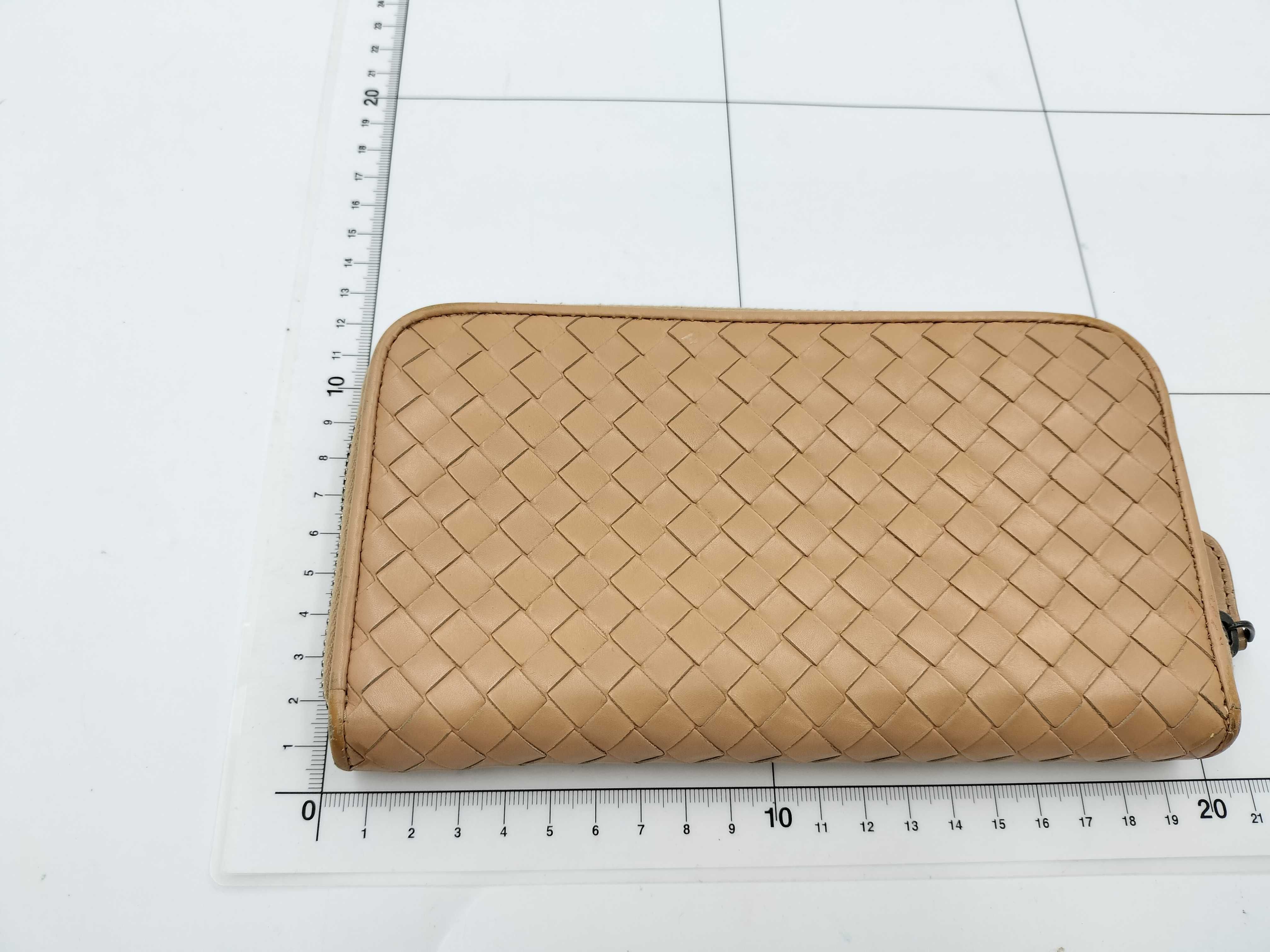 Intrecciato Round Zipper Long Wallet — view 2