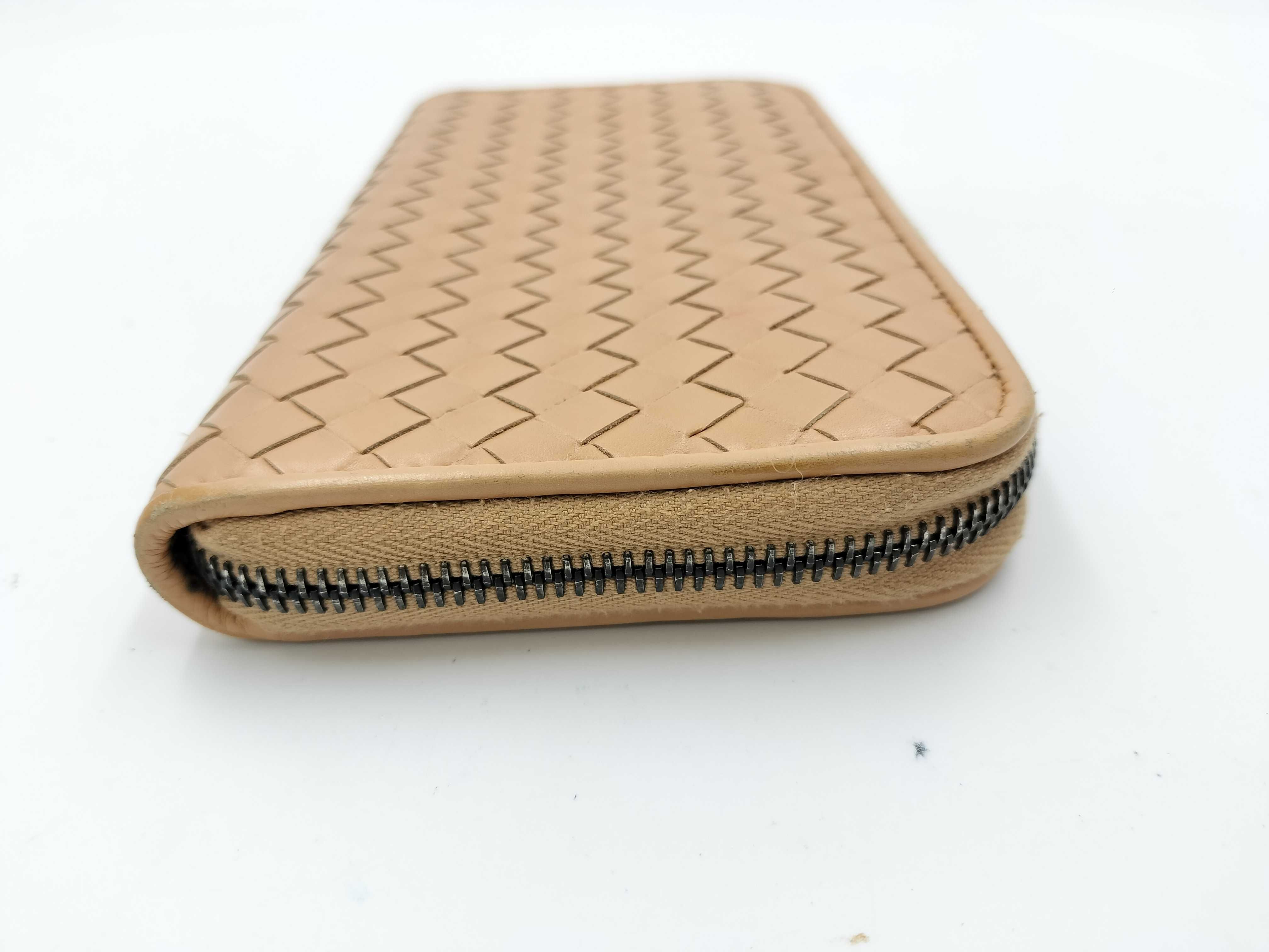 Intrecciato Round Zipper Long Wallet — view 3