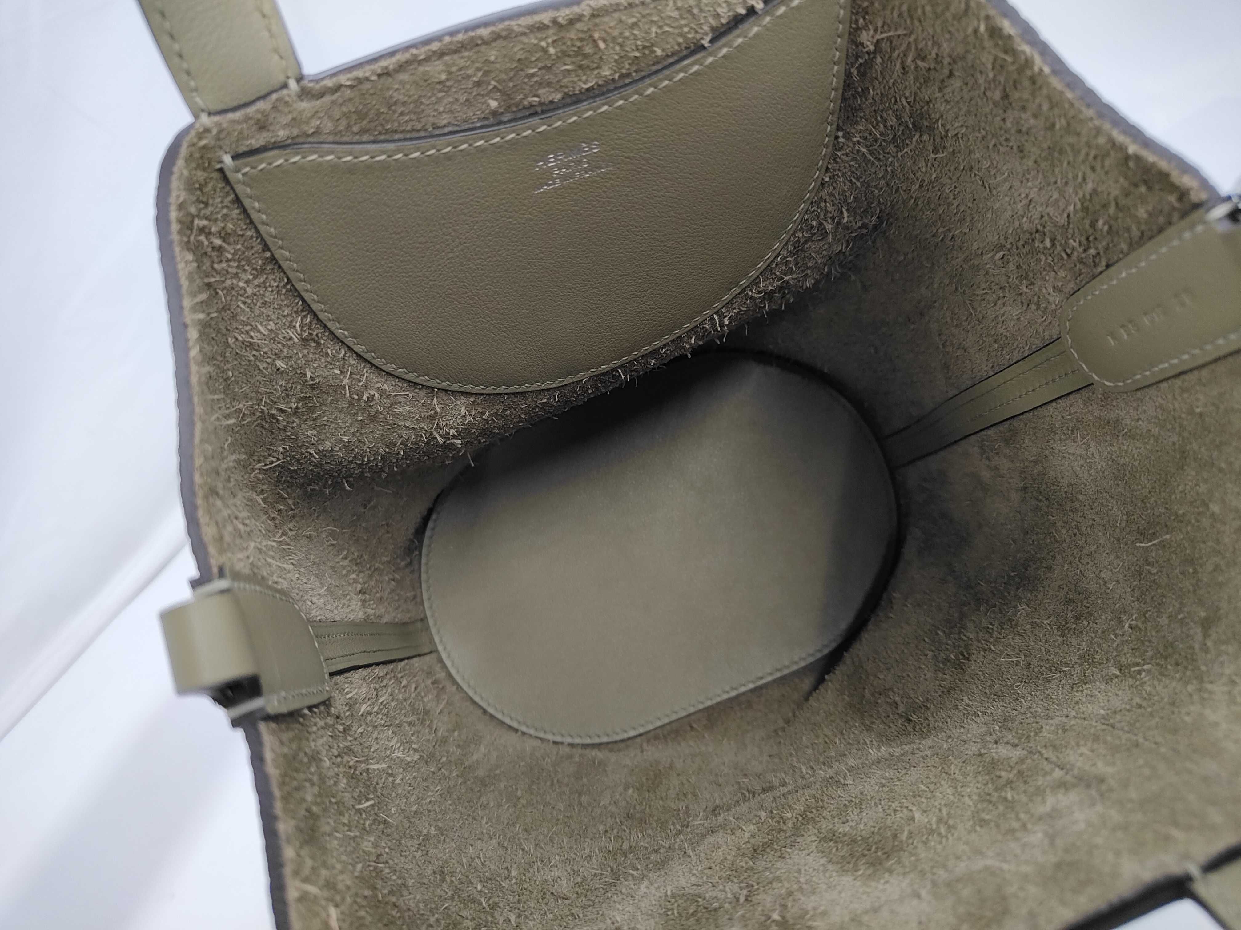 In the Loop 18 K stamp K bag — view 9