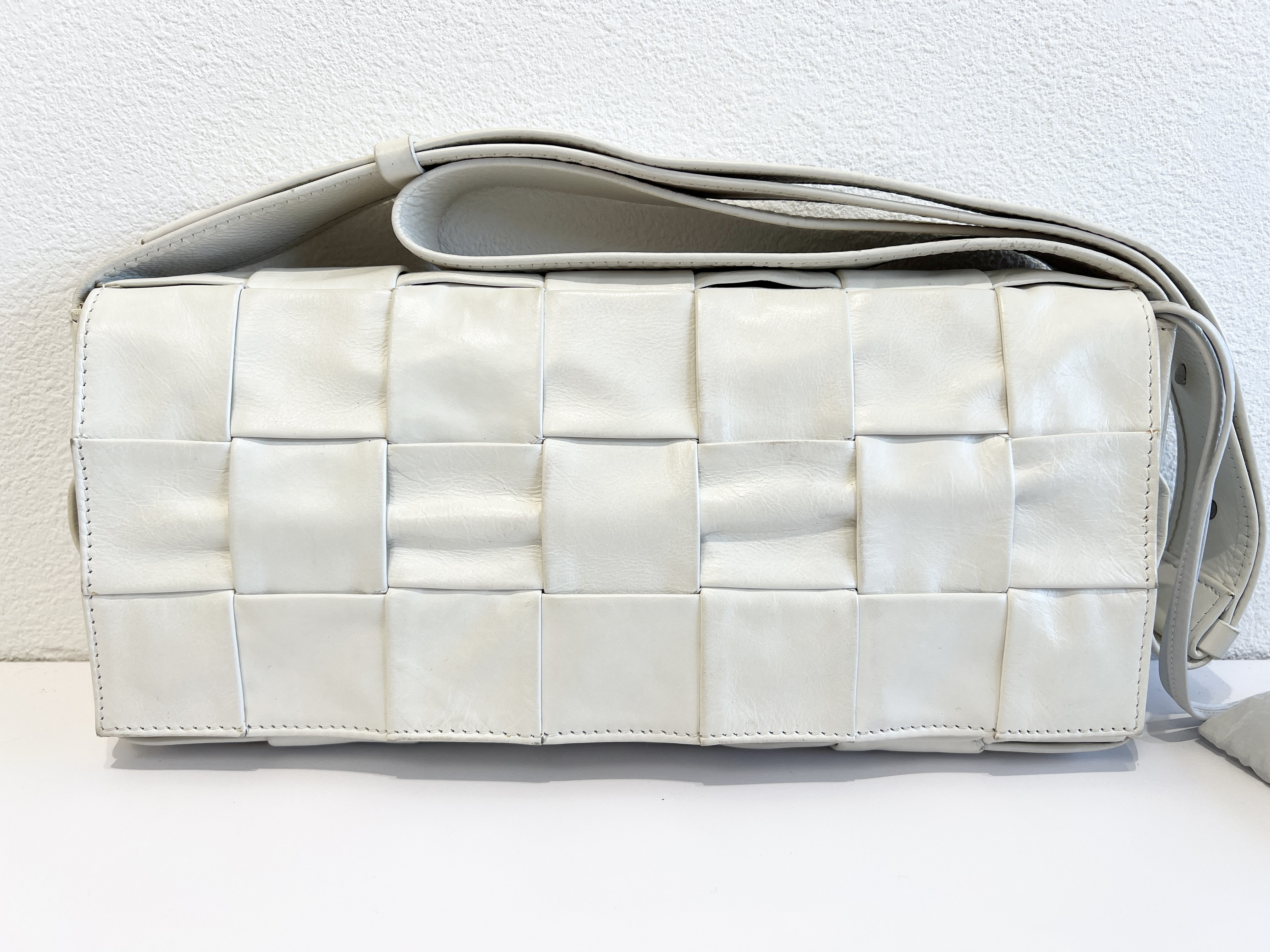 Intrecciato Cassette Maxi Flap Leather Shoulder Bag with Pouch — view 2