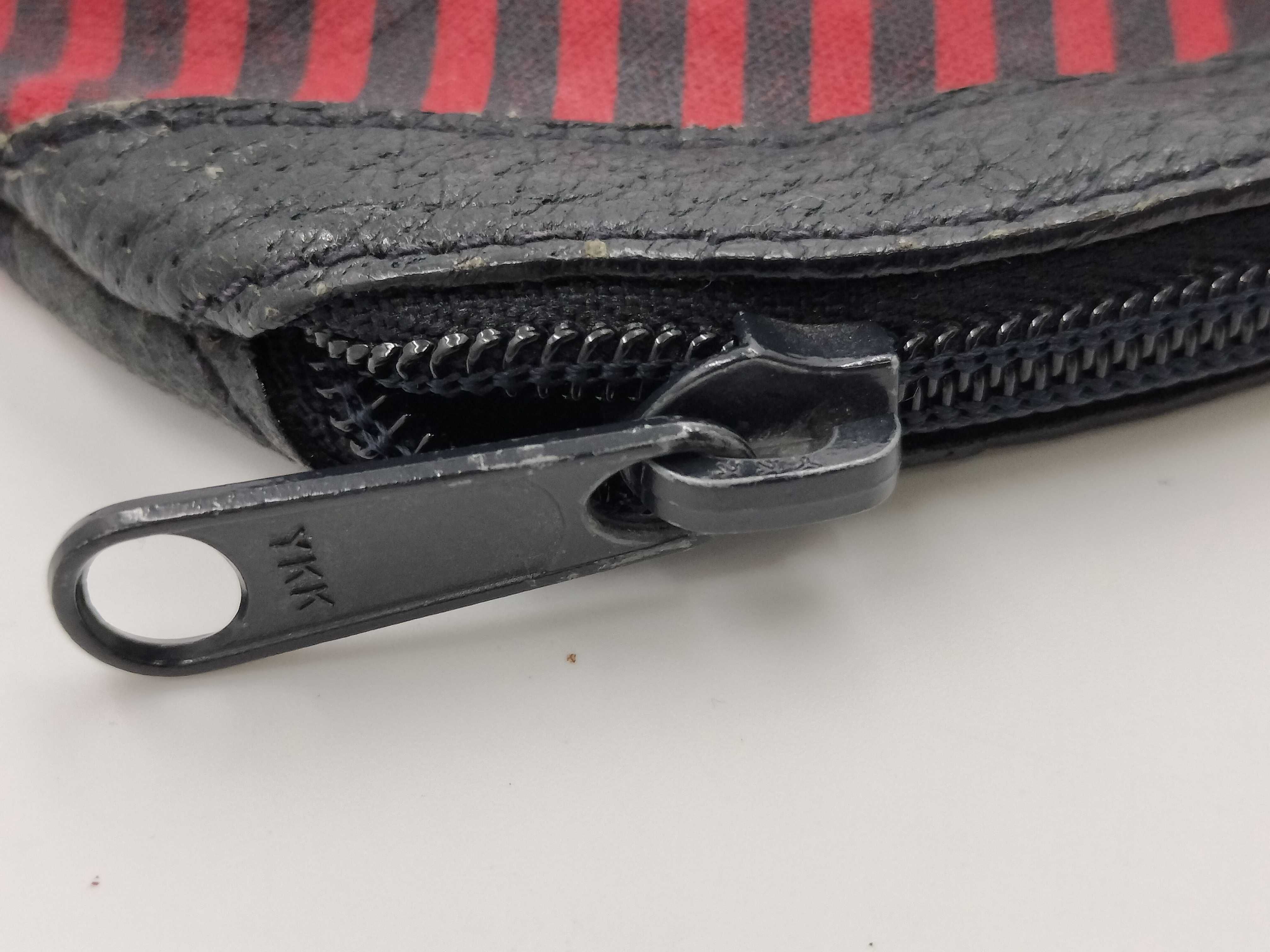 Old Gucci Vintage Pouch — view 9
