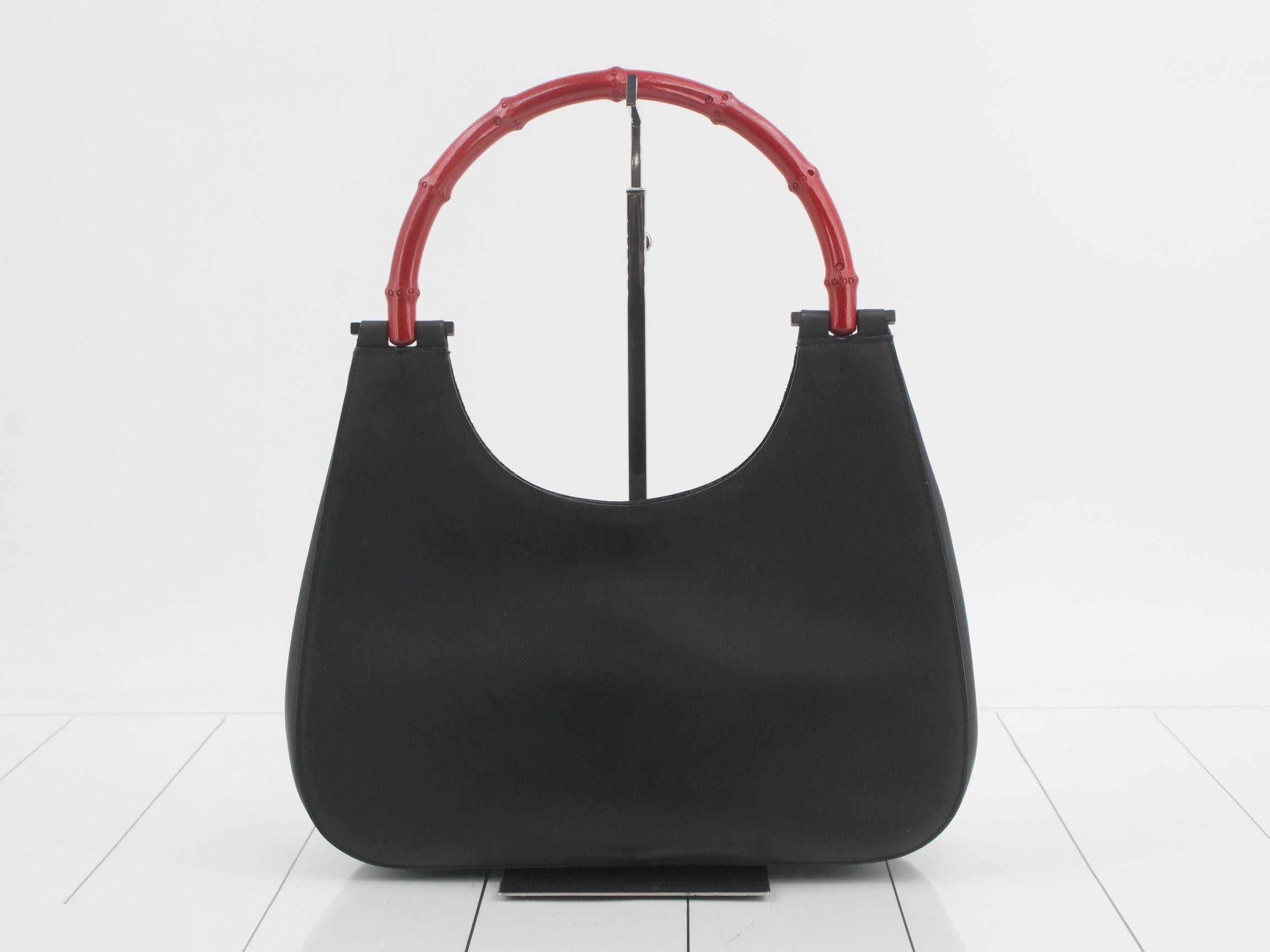 Navy Red — view 2