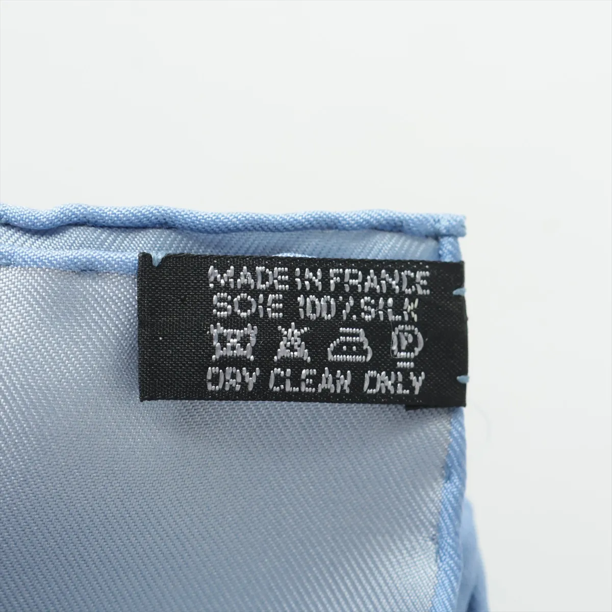 Carre 45 A VOS CRAYONS. Now, get out your colored pencils. Scarf, silk, light blue. Some wear, snags, and pilling. — view 6