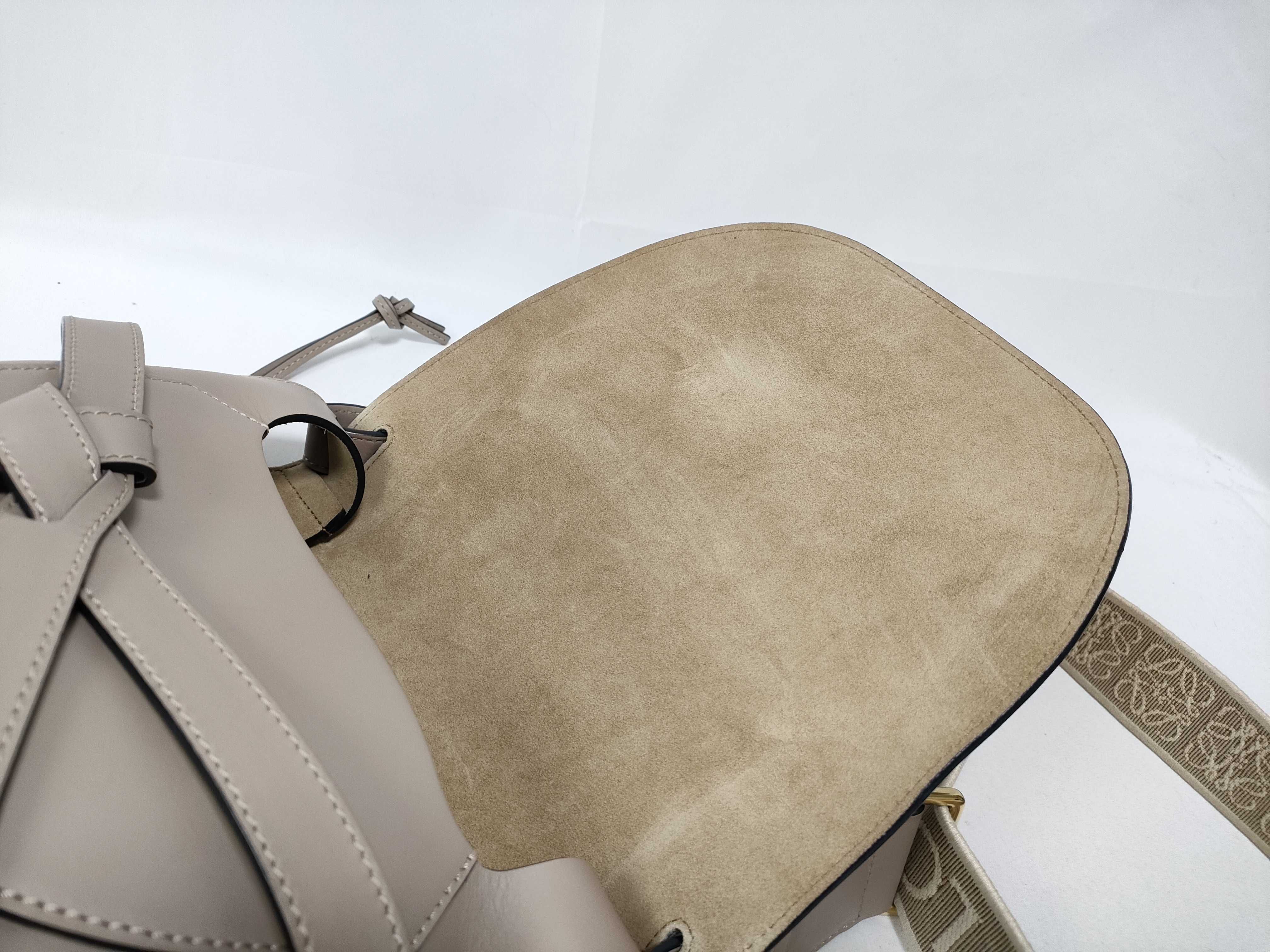 Gate Bag Small Leather Shoulder Bag Beige Shoulder Bag — view 11