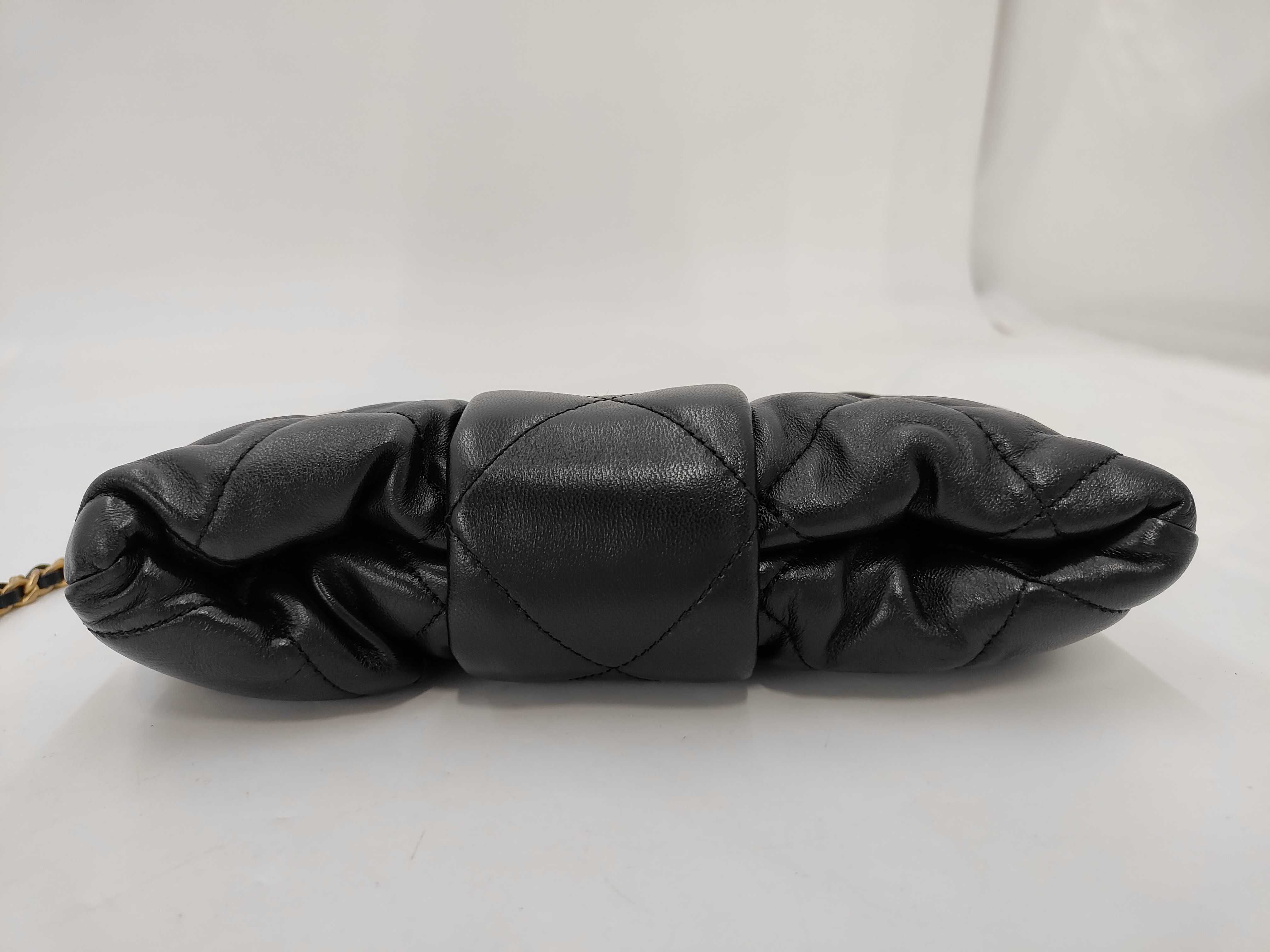 AS5849 Matelassé Random Number Shoulder Bag — view 7