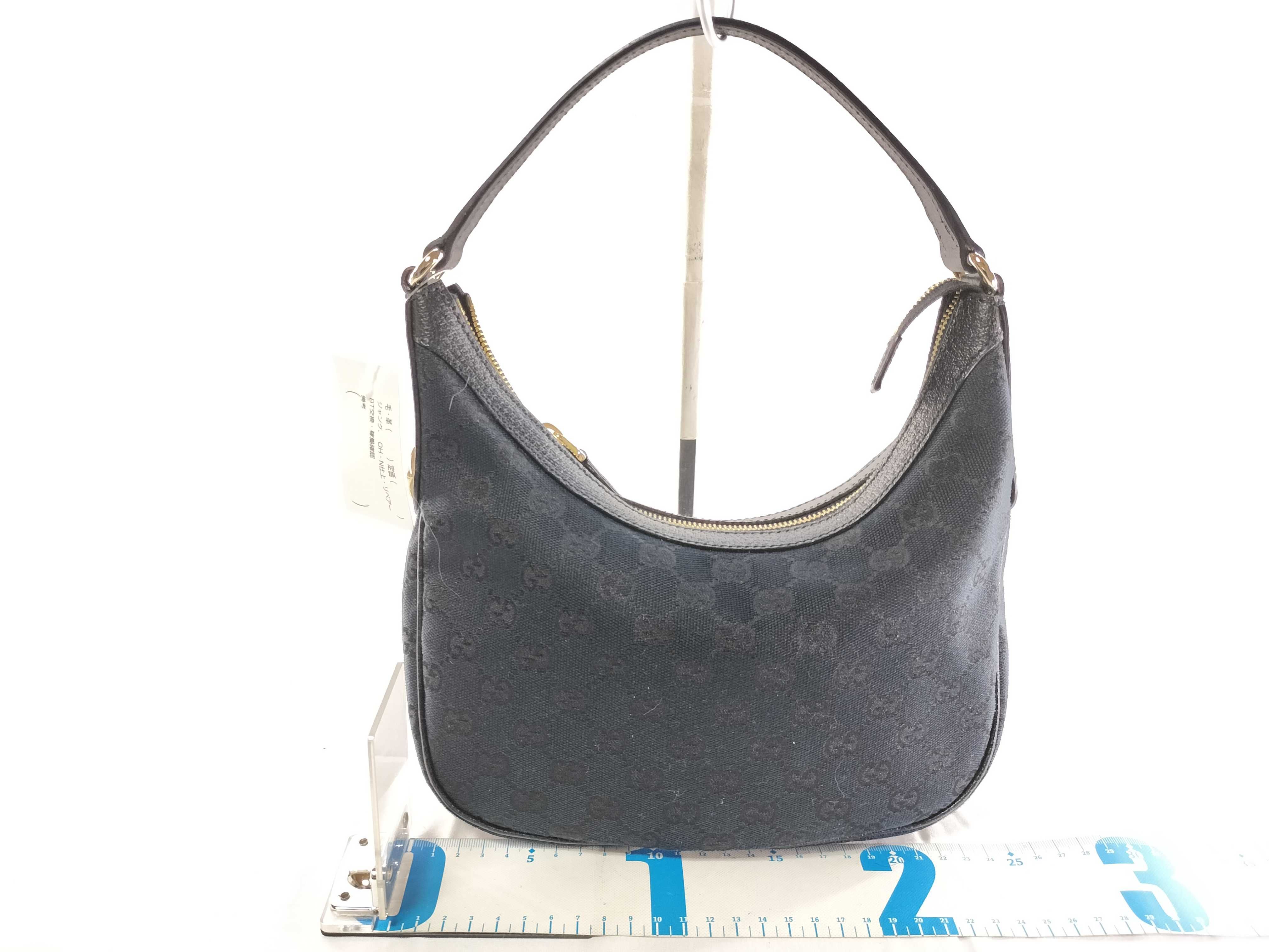 GG Canvas 154395 Shoulder Bag — view 2