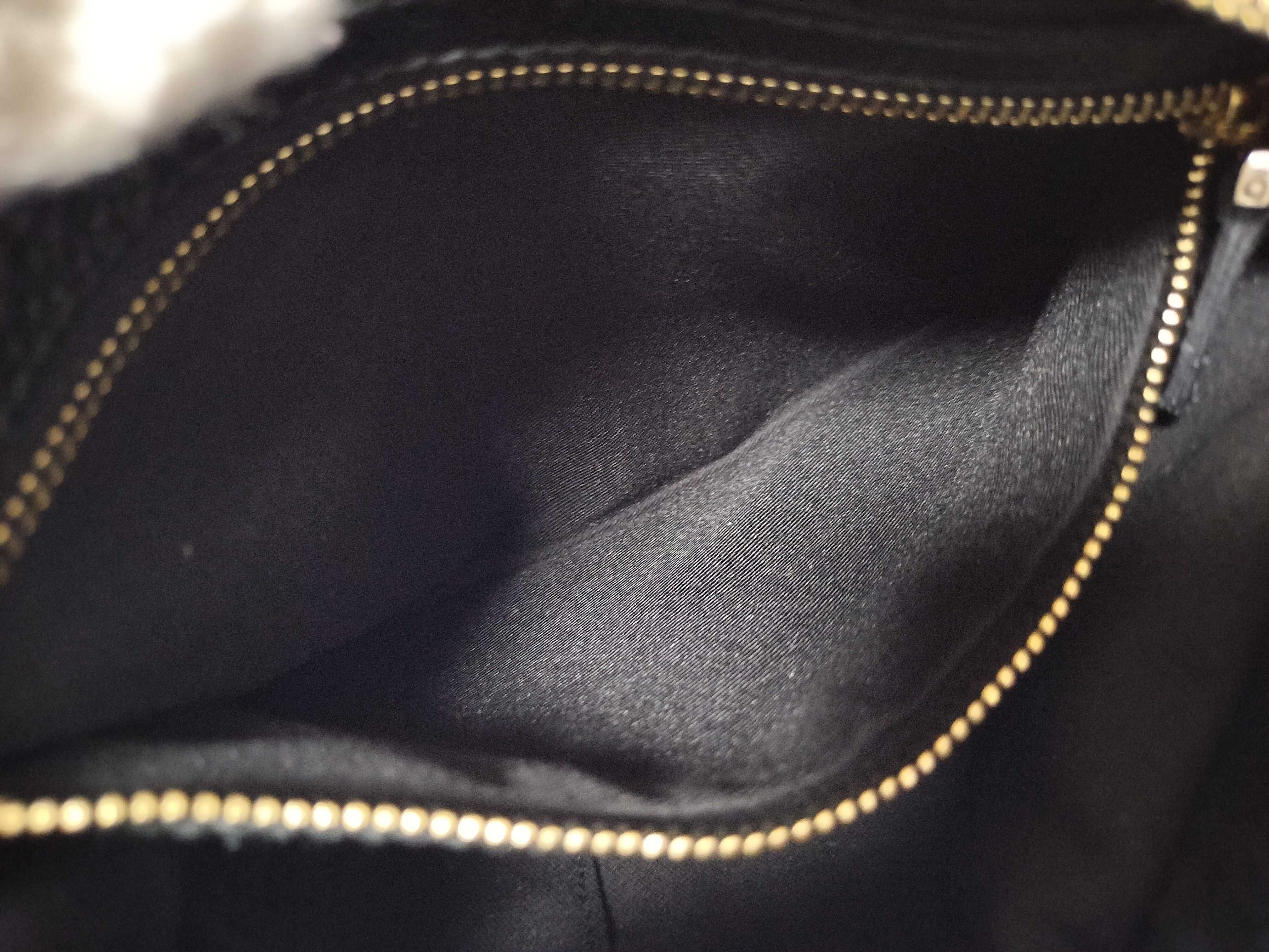 GG Canvas 154395 Shoulder Bag — view 11