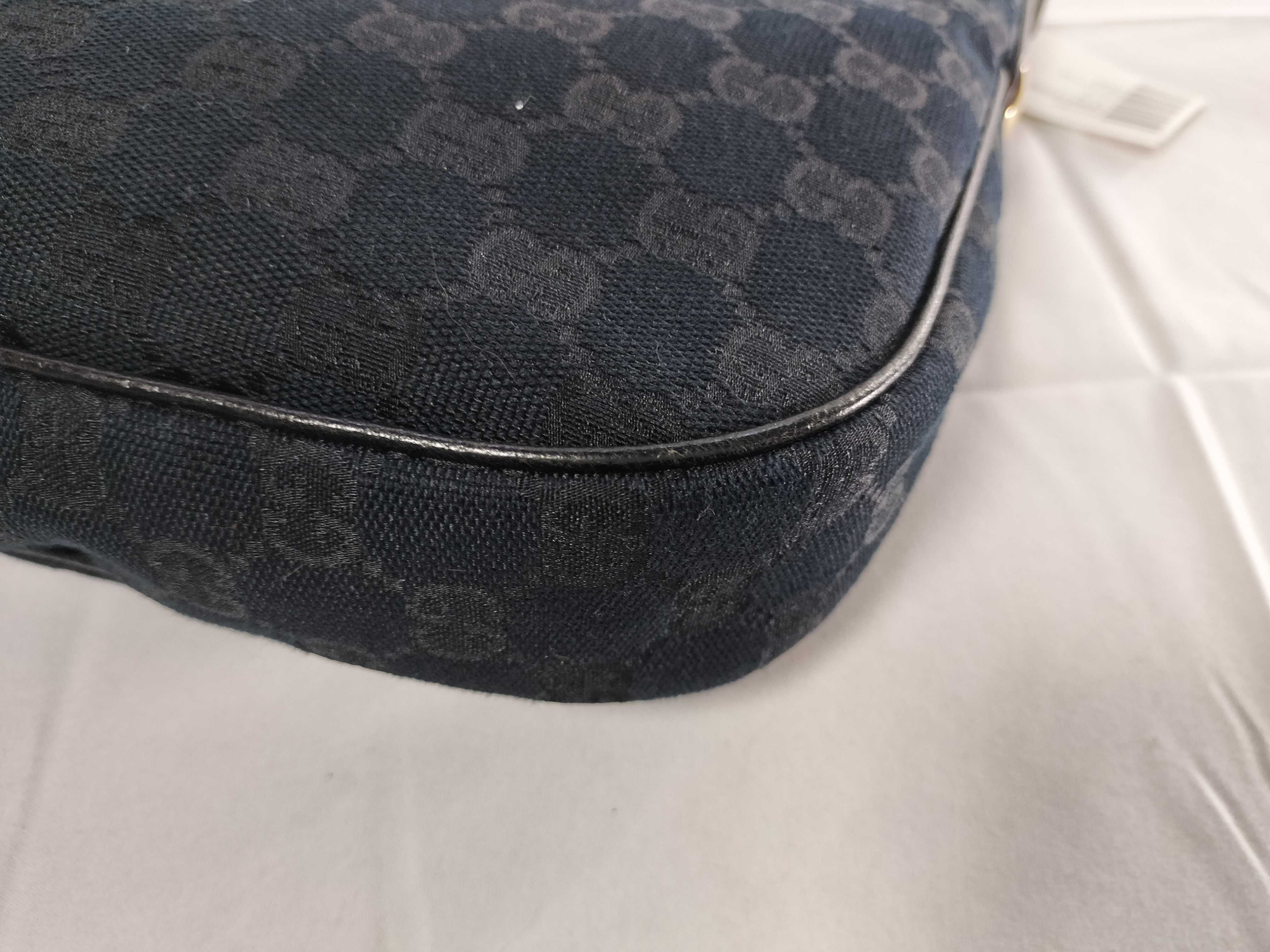 GG Canvas 154395 Shoulder Bag — view 7