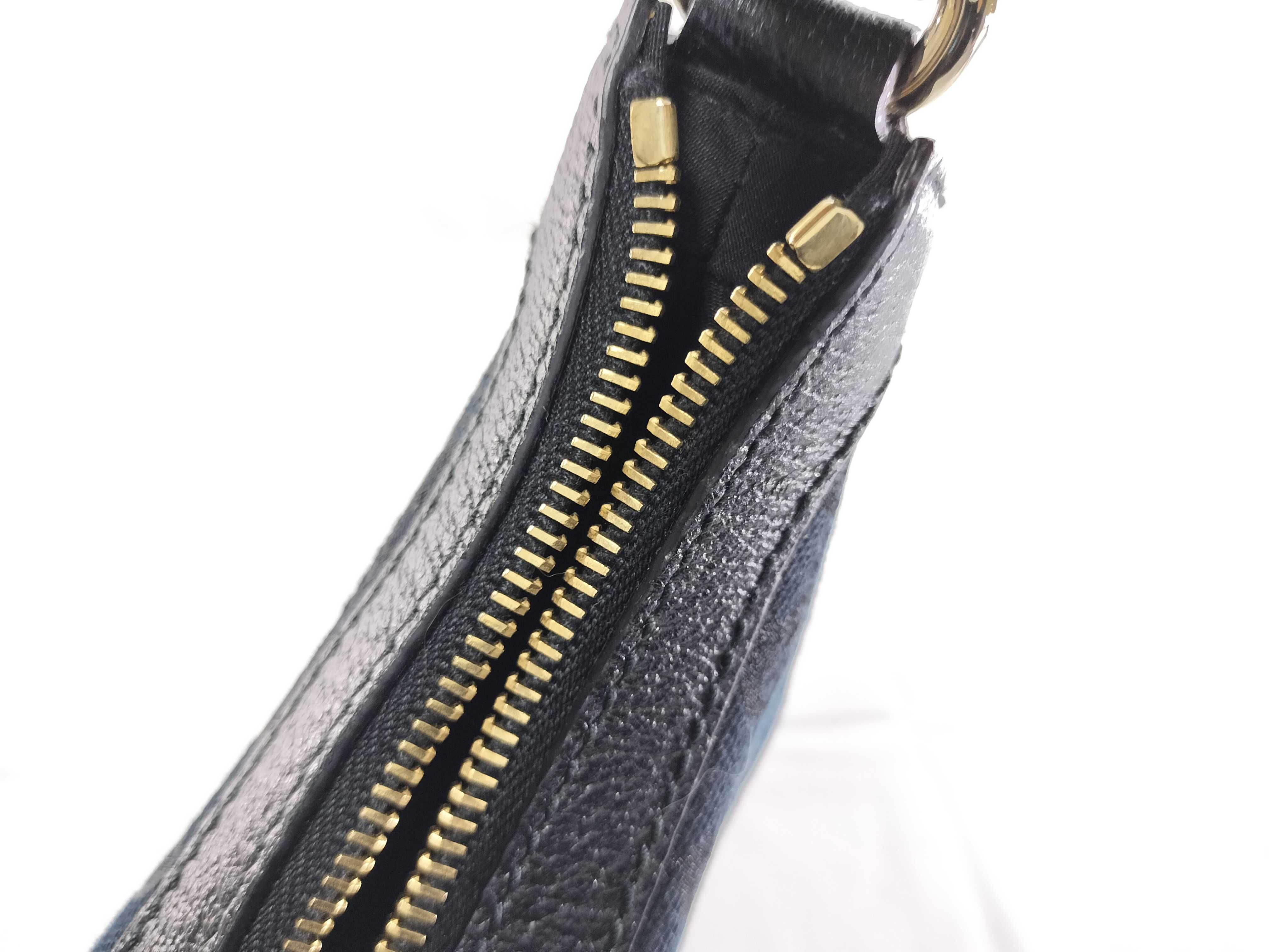 GG Canvas 154395 Shoulder Bag — view 9