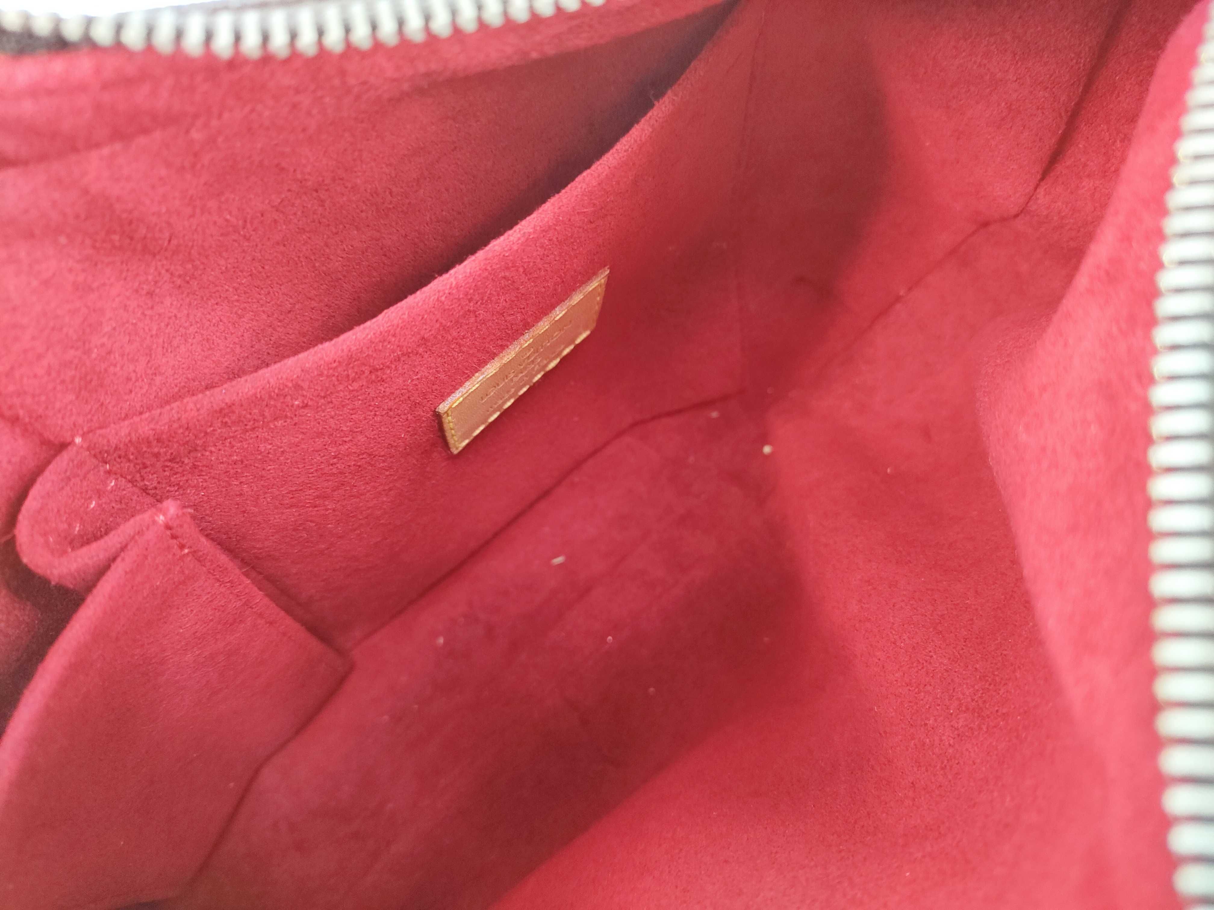 Monogram Louis Vuitton Monogram Croissant MM Shoulder Bag — view 11