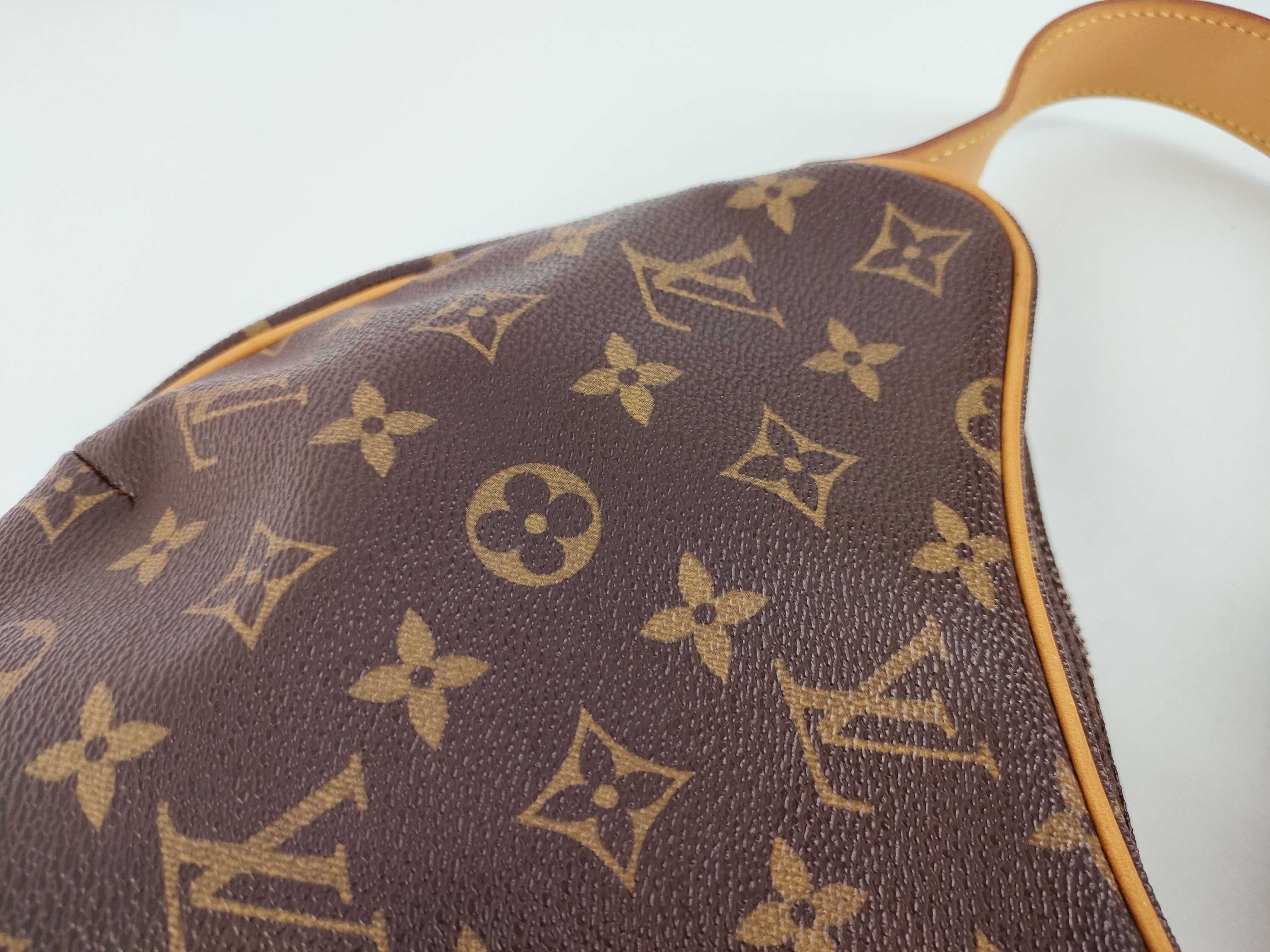 Monogram Louis Vuitton Monogram Croissant MM Shoulder Bag — view 9
